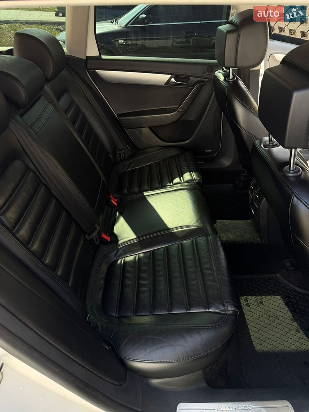 Volkswagen Passat 2012 VIN WVWZZZ3CZDE042671 фото оголошення 47 з 52