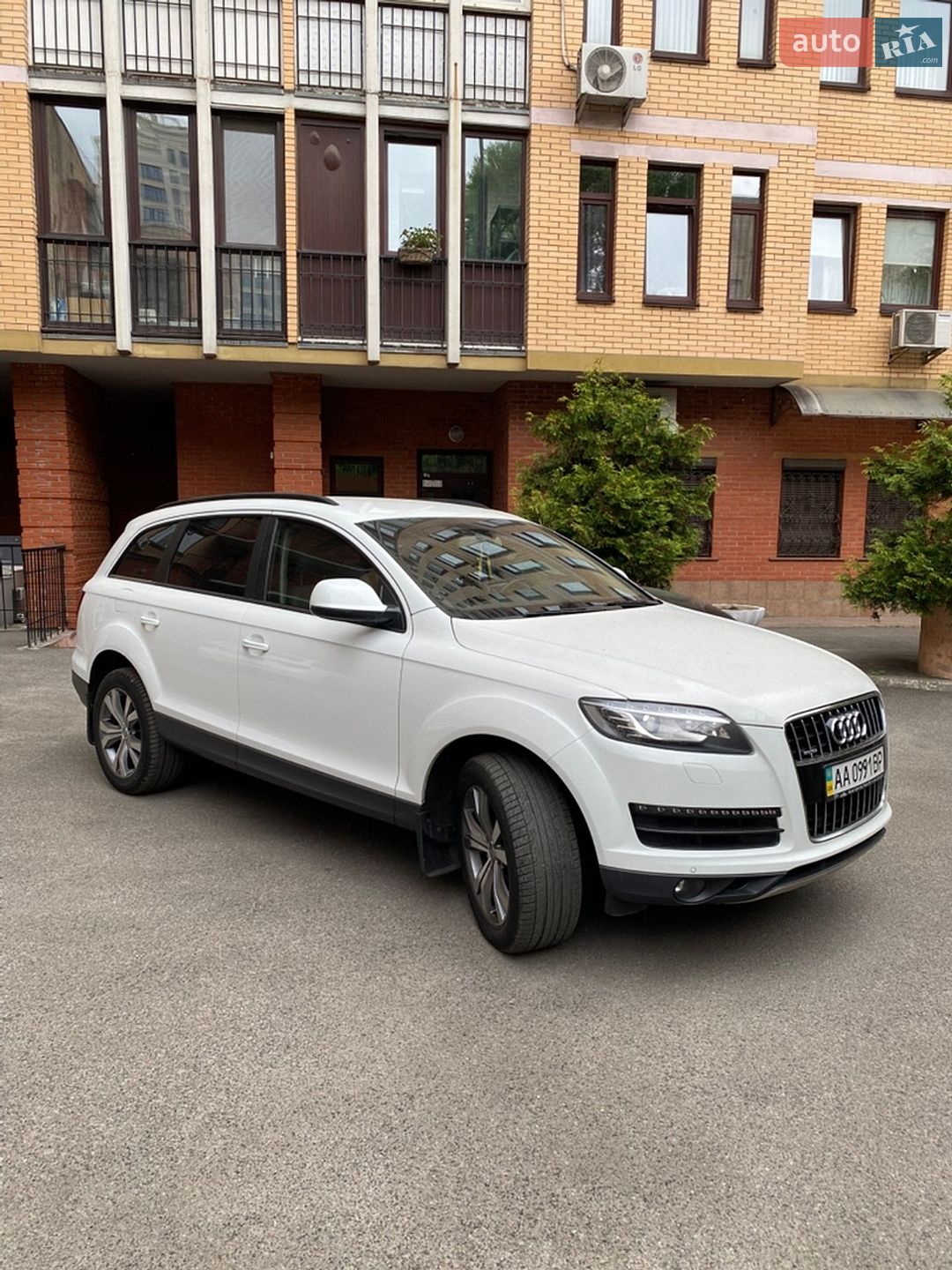 Audi Q7 2012 VIN WAUZZZ4L6DD018195 фото оголошення 7 з 71