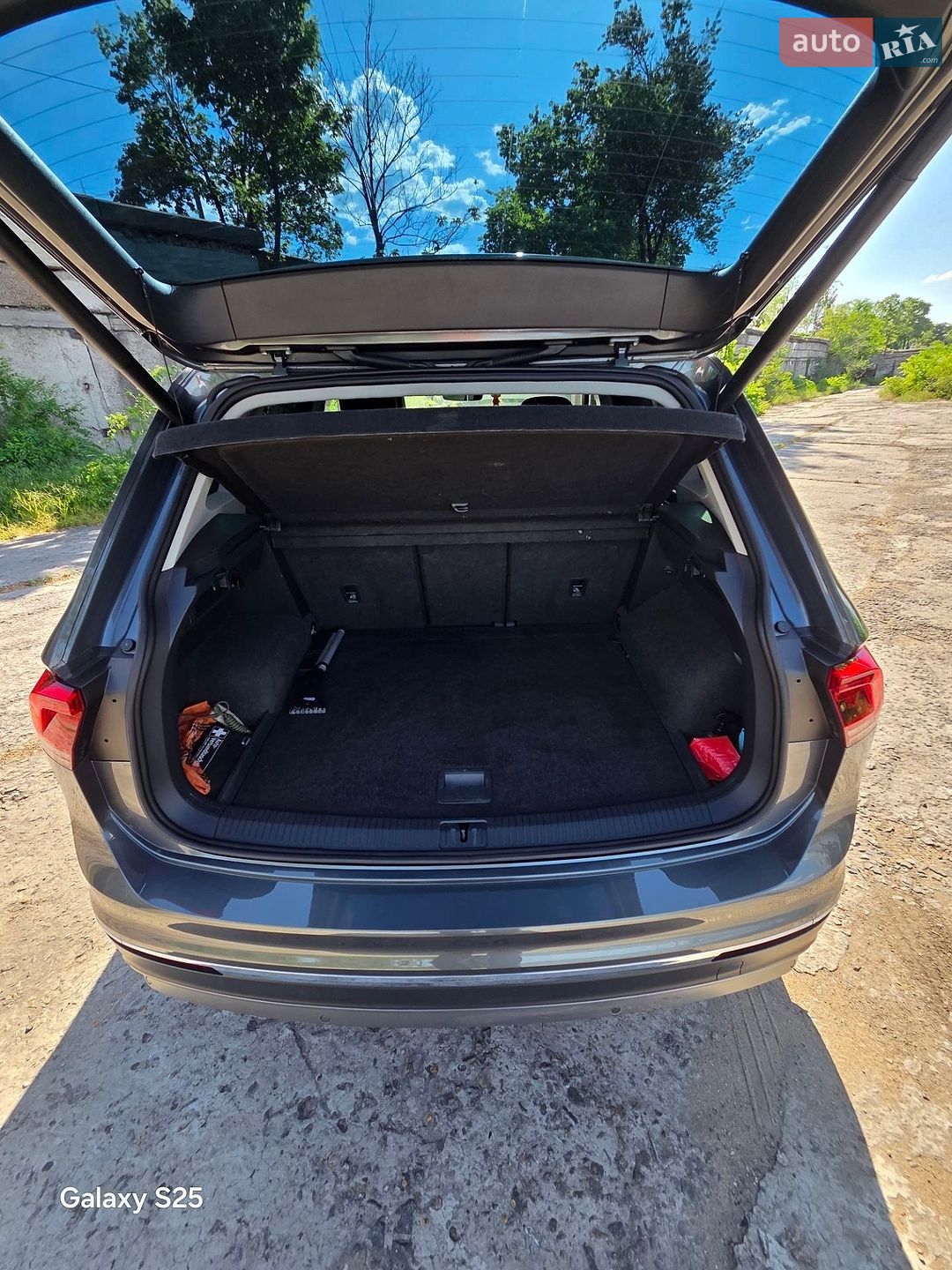 Volkswagen Tiguan 2018 VIN WVGZZZ5NZJW899981 фото оголошення 7 з 23