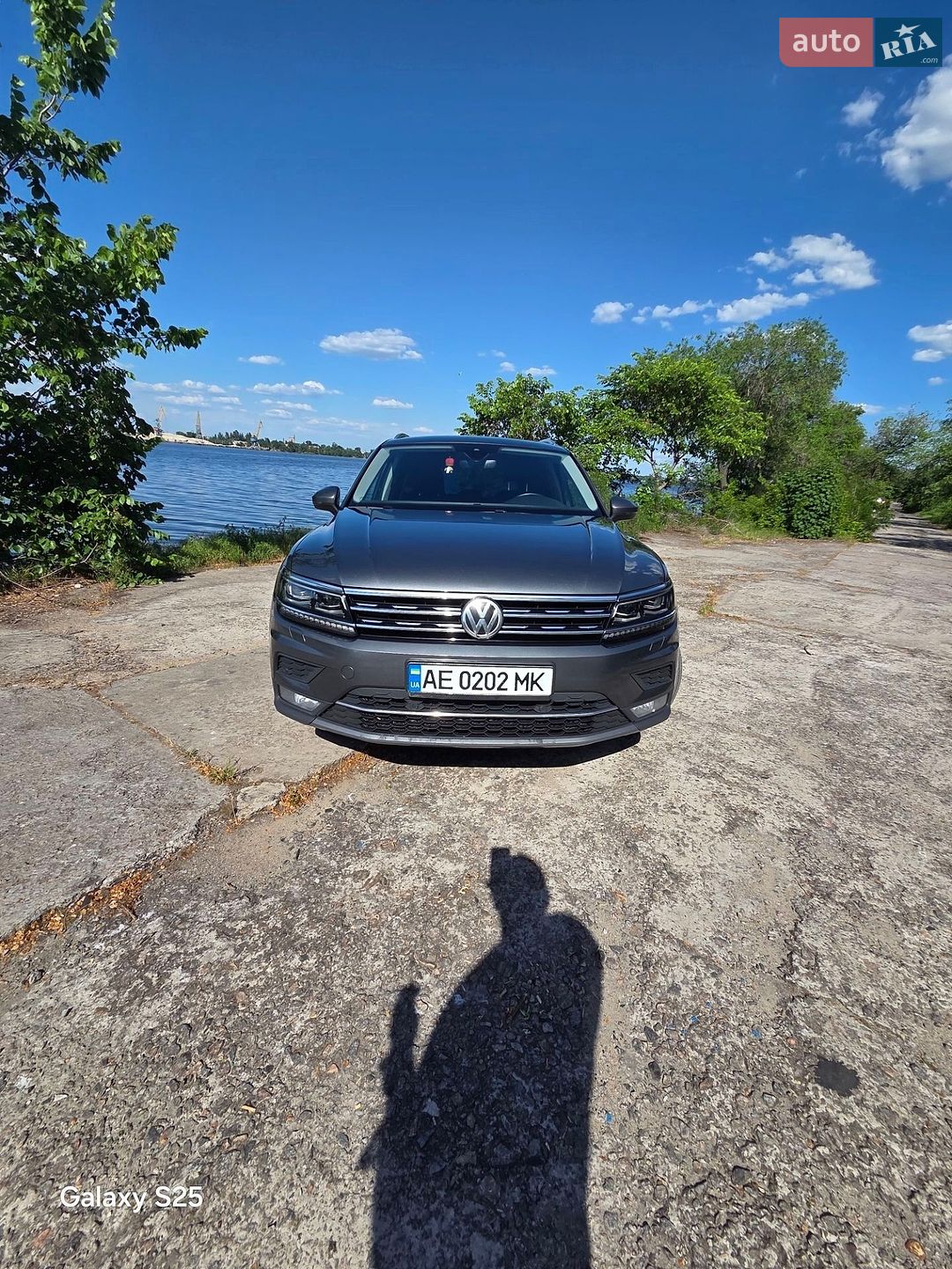 Volkswagen Tiguan 2018 VIN WVGZZZ5NZJW899981 фото оголошення 2 з 23