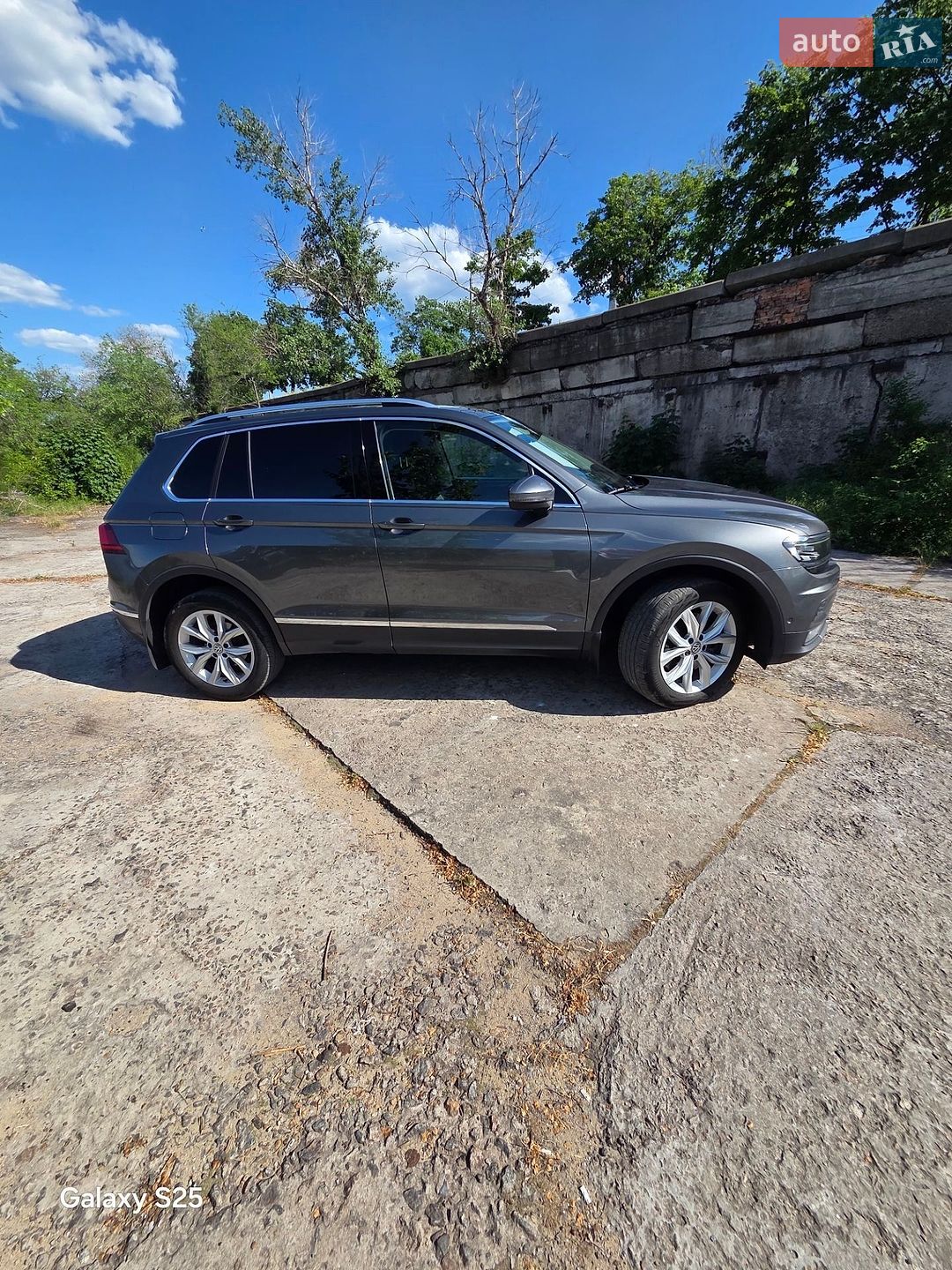 Volkswagen Tiguan 2018 VIN WVGZZZ5NZJW899981 фото оголошення 19 з 23