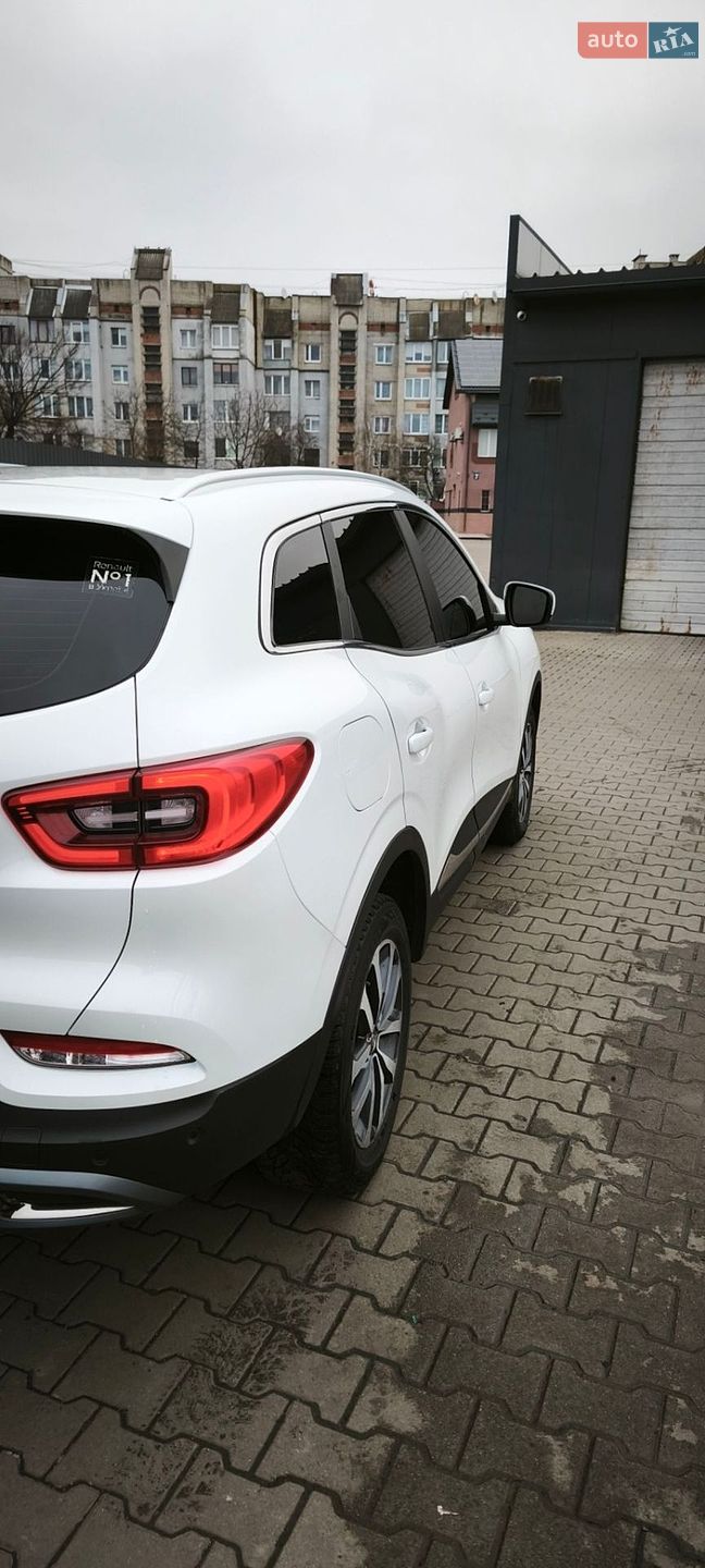 Renault Kadjar 2021 VIN VF1RFE00167014748 фото оголошення 16 з 25