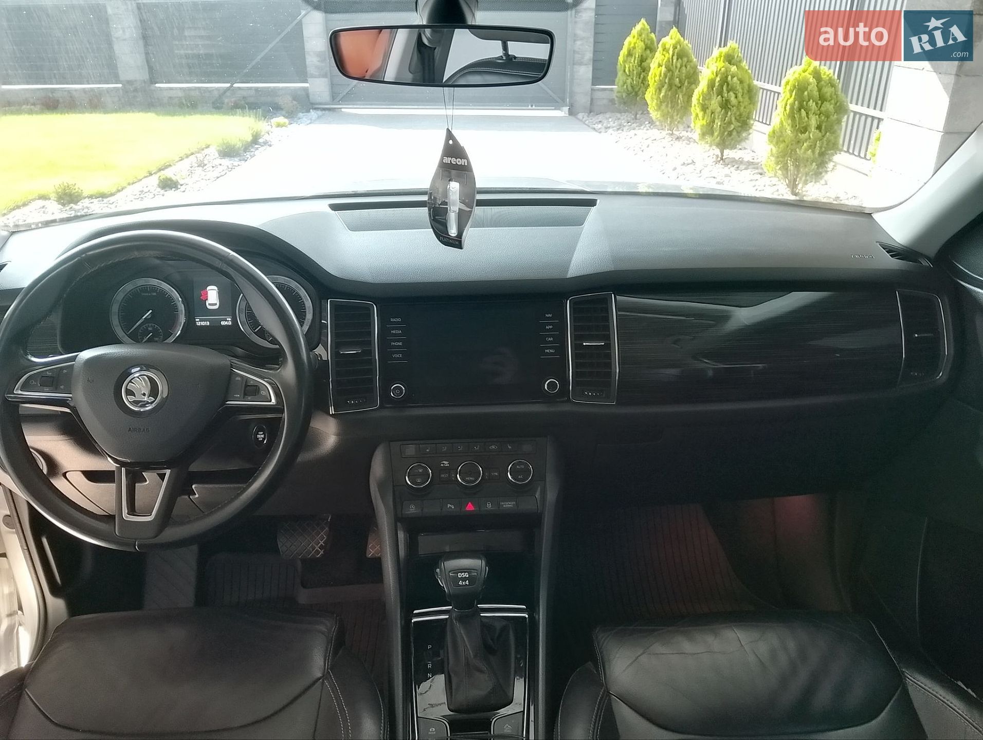 Skoda Kodiaq 2018 VIN TMBLJ6NS2KB400138 фото оголошення 13 з 31