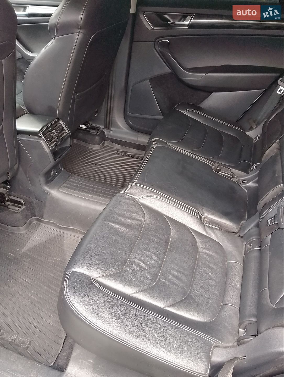 Skoda Kodiaq 2018 VIN TMBLJ6NS2KB400138 фото оголошення 16 з 31