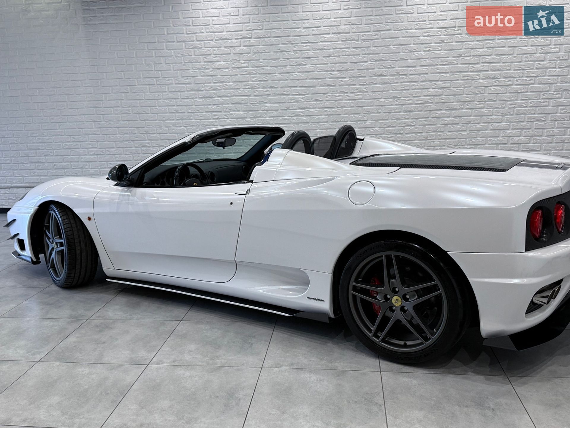 Ferrari Modena Spider 2003 VIN ZFFYT53B000132111 фото оголошення 106 з 120