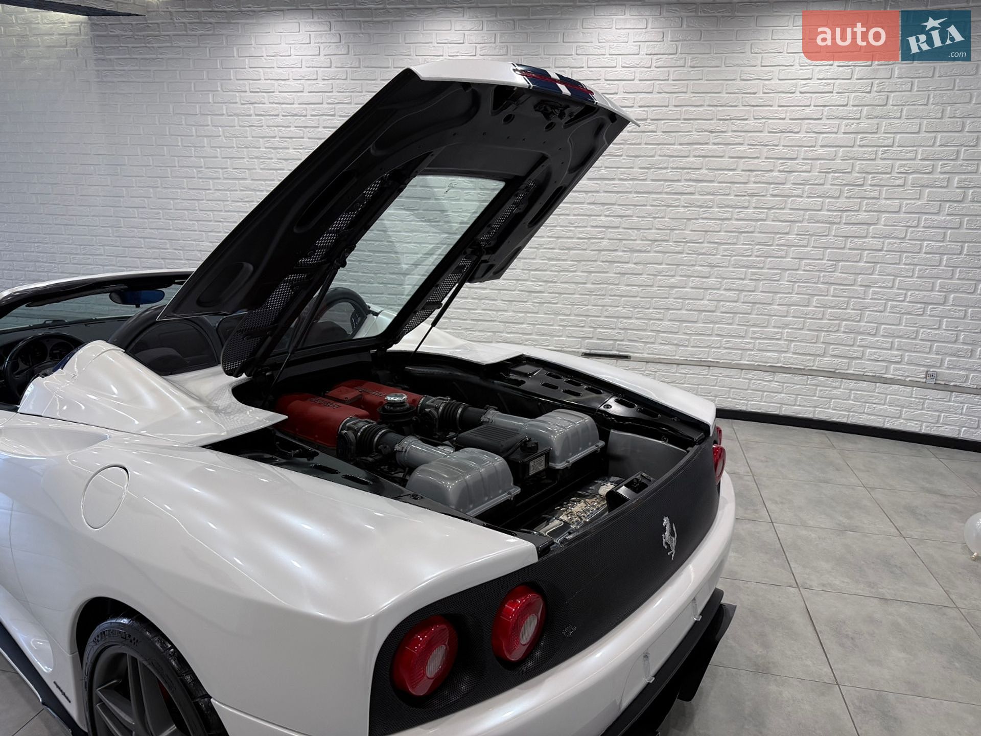Ferrari Modena Spider 2003 VIN ZFFYT53B000132111 фото оголошення 111 з 120