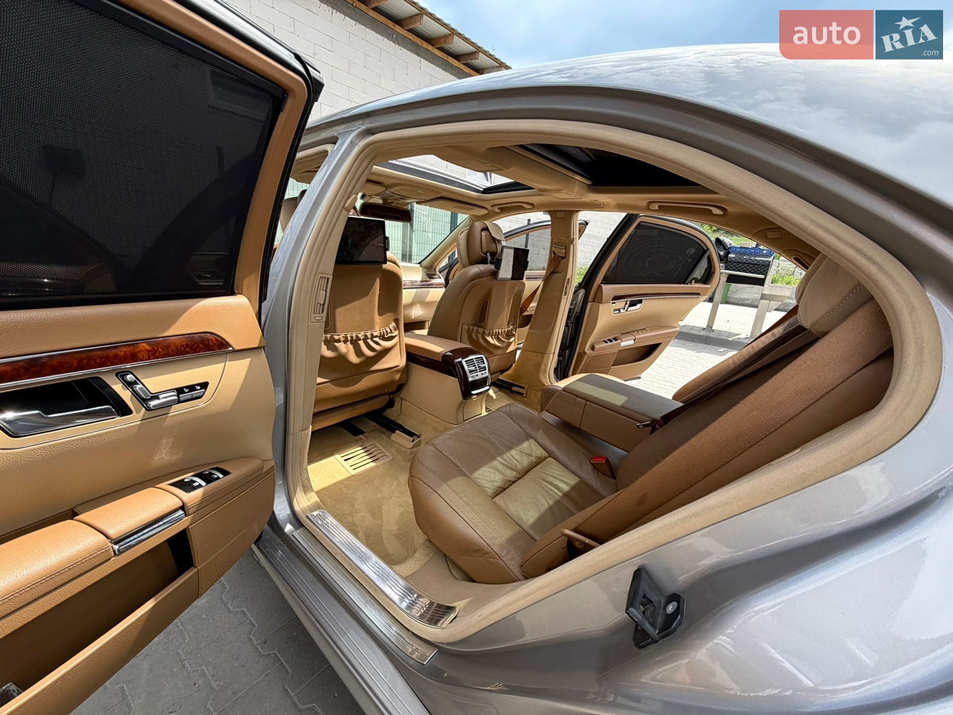 Mercedes-Benz S-Class 2009 VIN WDDNG86X19A248064 фото оголошення 14 з 31