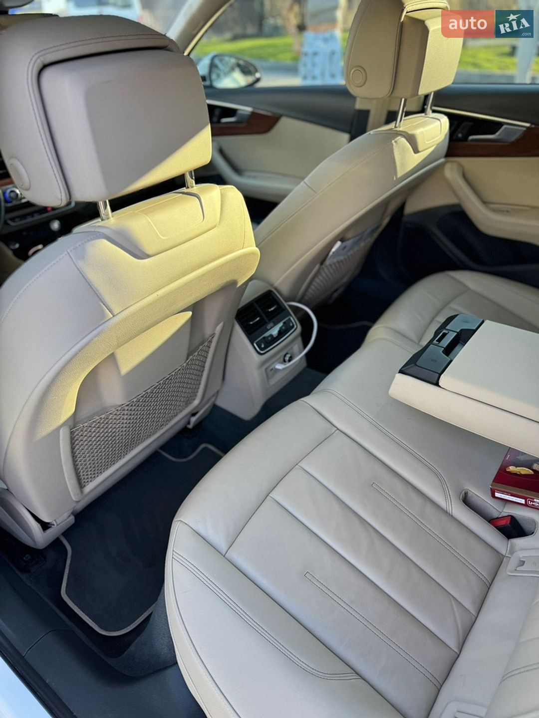 Audi A4 2020 VIN WAUHMAF40LN013147 фото оголошення 9 з 15