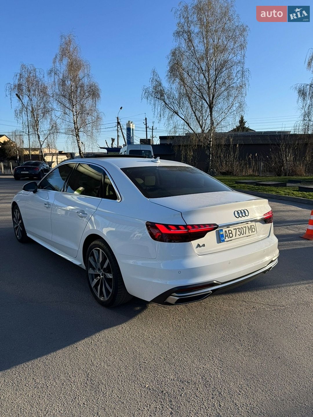 Audi A4 2020 VIN WAUHMAF40LN013147 фото оголошення 6 з 15