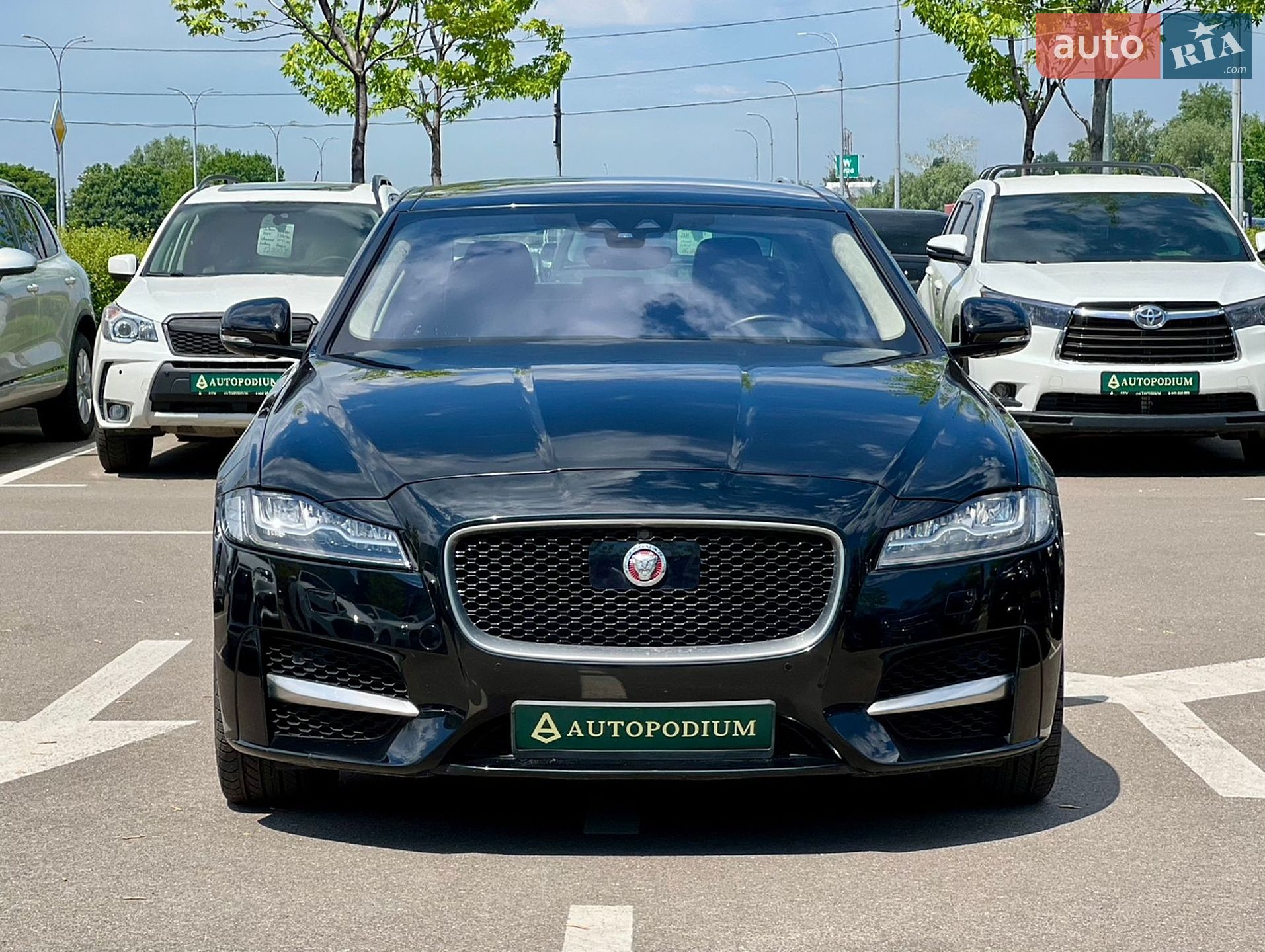 Jaguar XF 2018 VIN SAJBJ4FX5KCY78169 фото оголошення 5 з 48