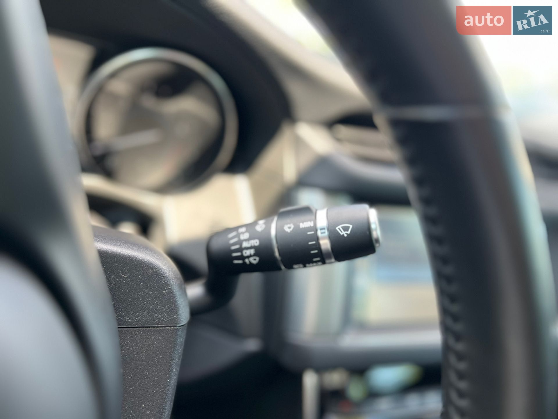 Jaguar XF 2018 VIN SAJBJ4FX5KCY78169 фото оголошення 21 з 48