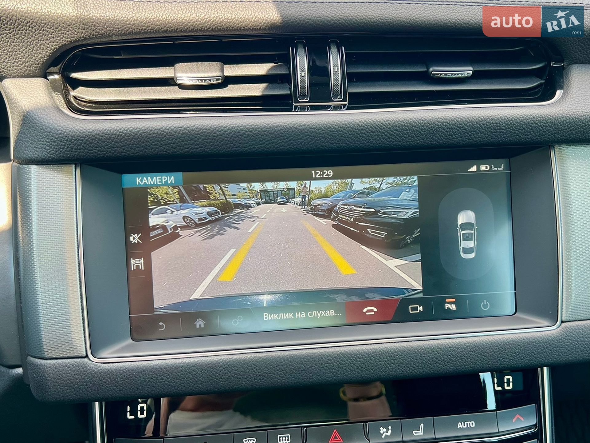 Jaguar XF 2018 VIN SAJBJ4FX5KCY78169 фото оголошення 26 з 48