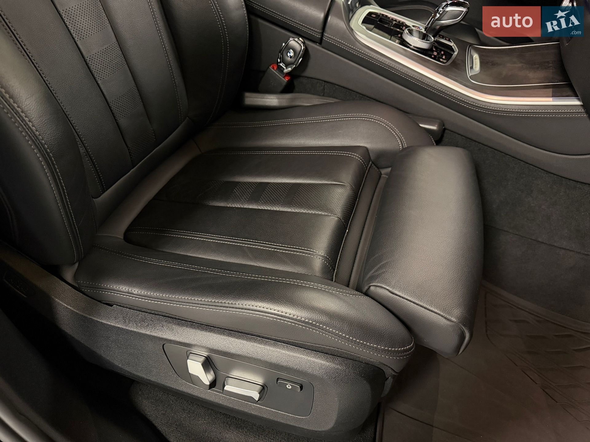 BMW X5 2022 VIN WBACV610509L32881 фото оголошення 33 з 56