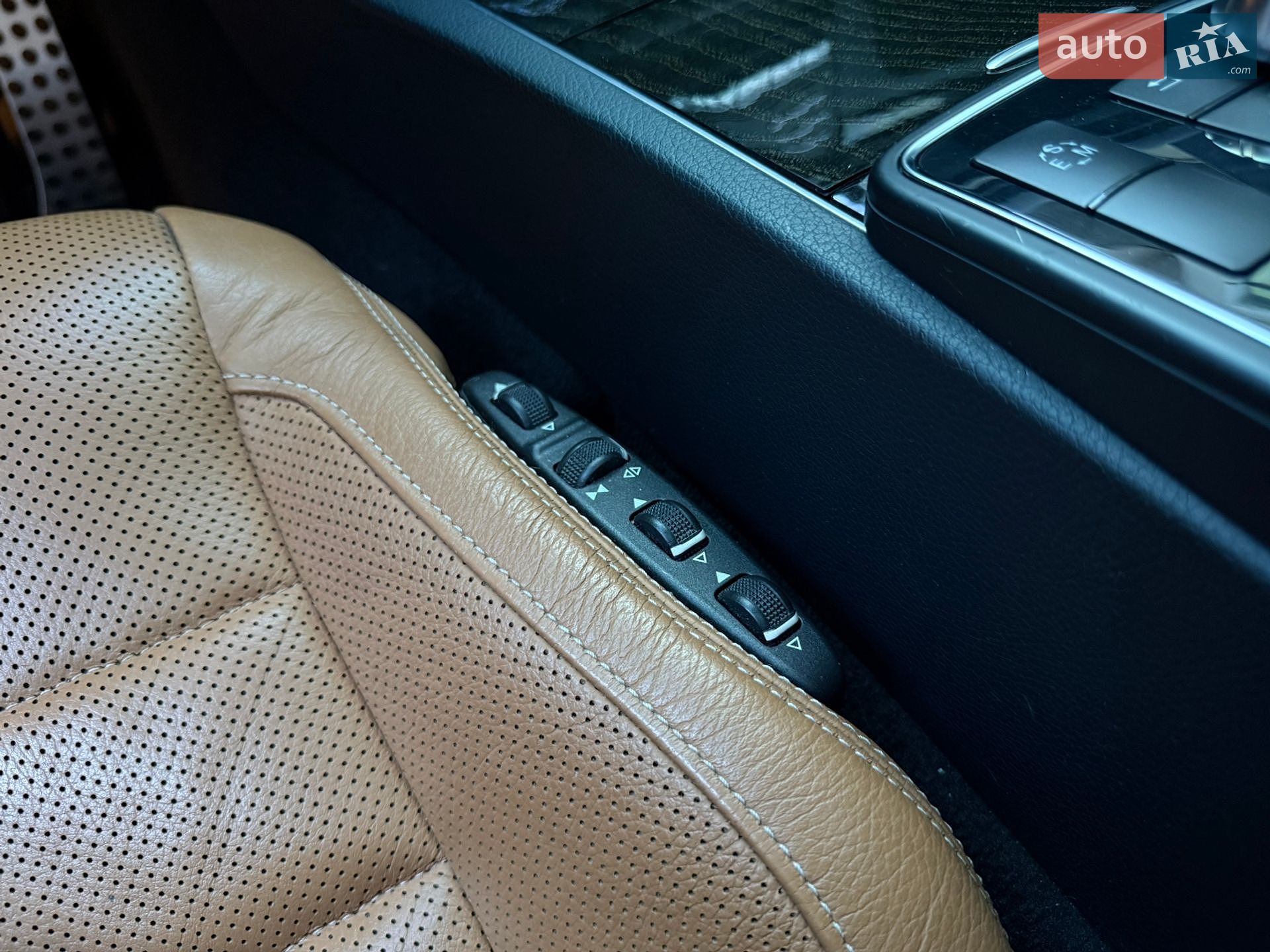 Mercedes-Benz E-Class 2015 VIN WDDKJ6HBXGF336475 фото оголошення 27 з 43