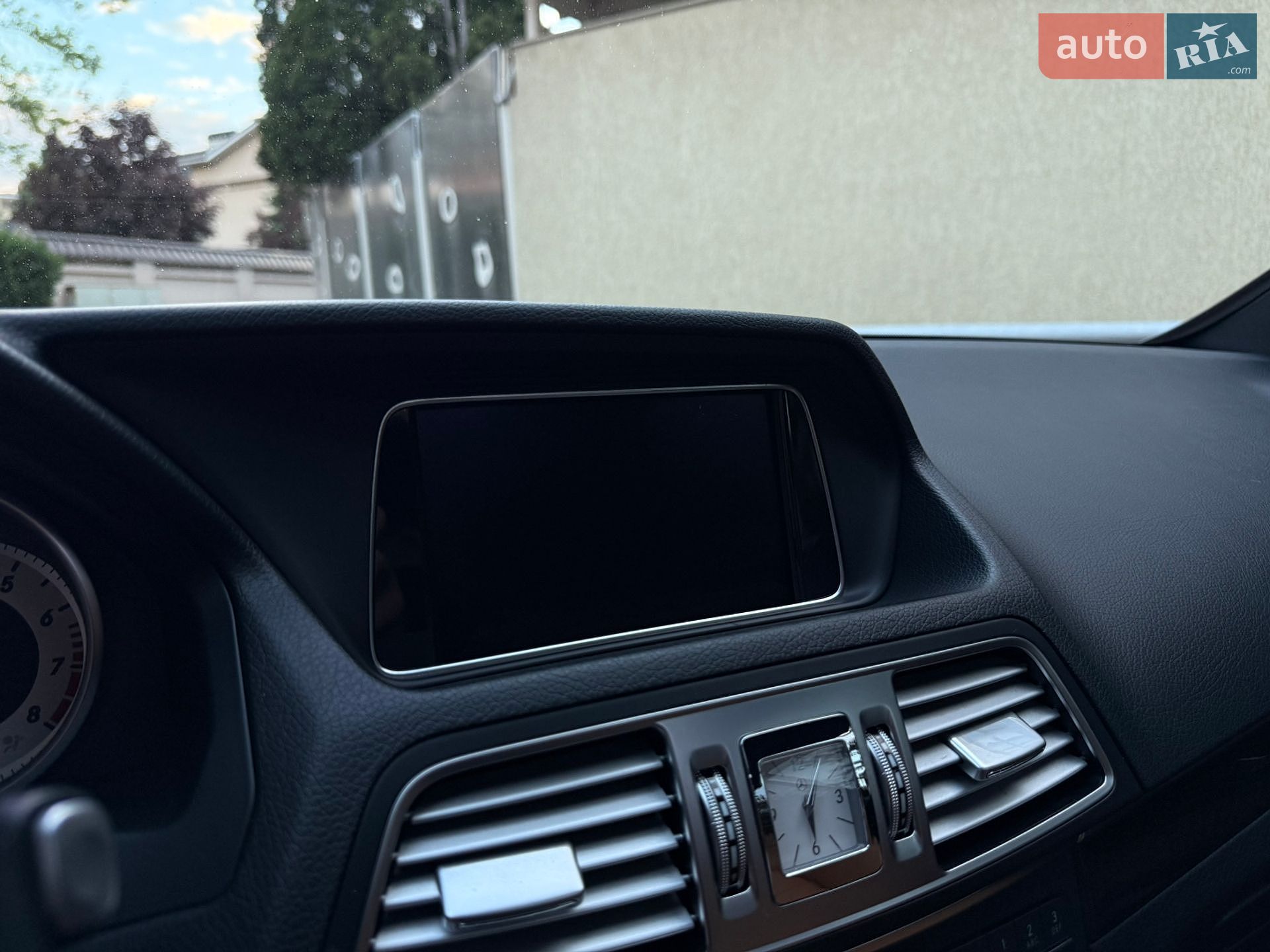 Mercedes-Benz E-Class 2015 VIN WDDKJ6HBXGF336475 фото оголошення 31 з 43