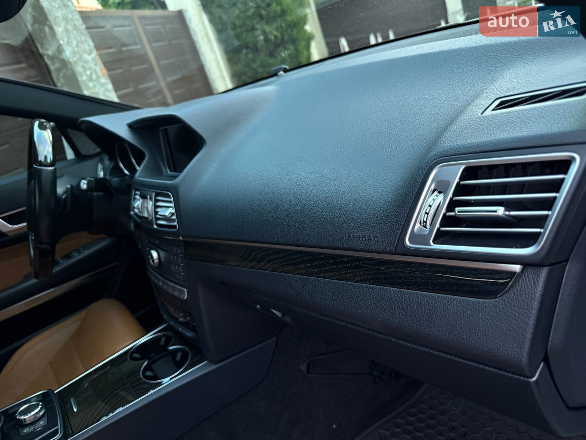Mercedes-Benz E-Class 2015 VIN WDDKJ6HBXGF336475 фото оголошення 39 з 43