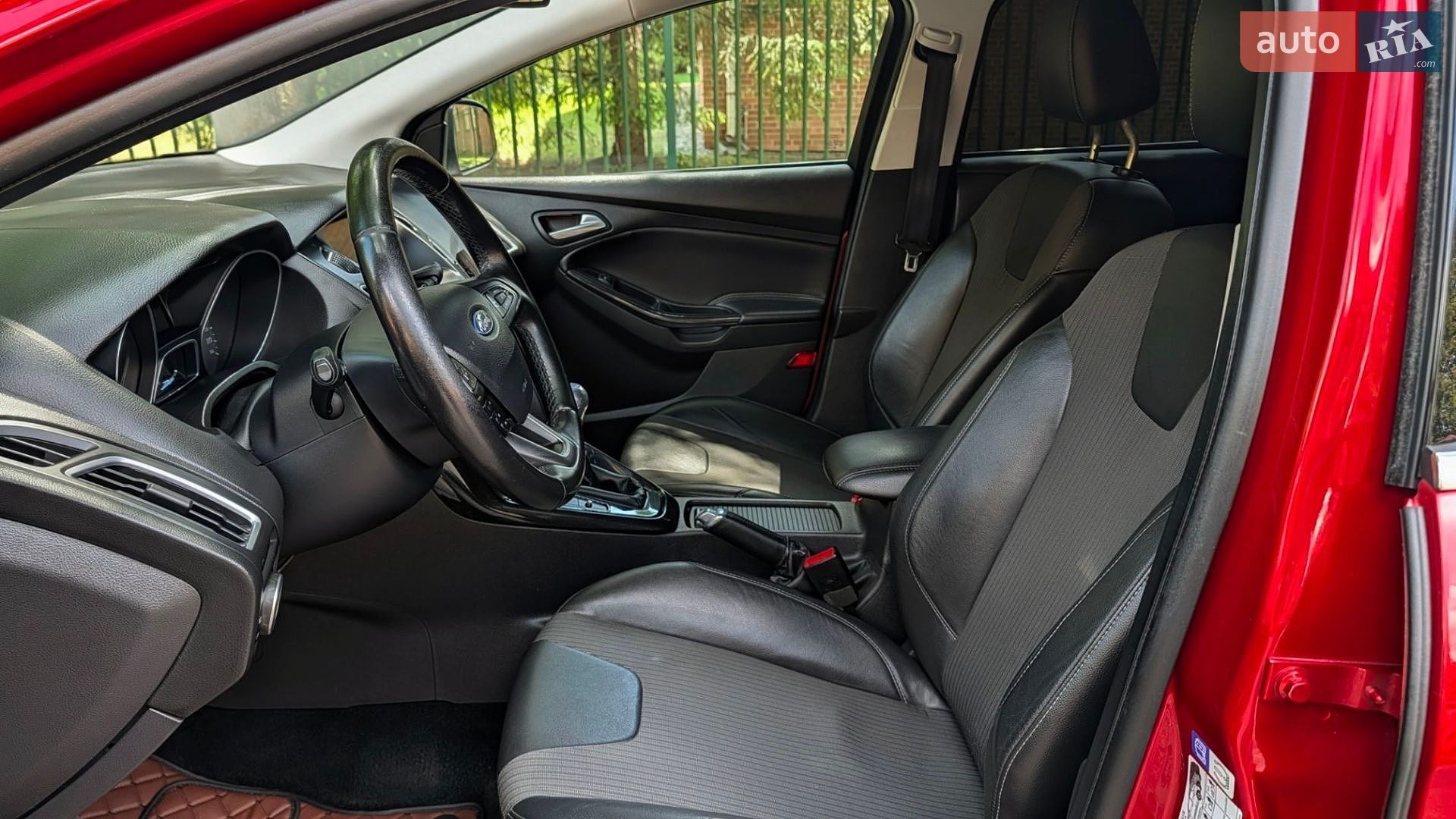 Ford Focus 2015 VIN WF05XXGCC5FY06866 фото оголошення 17 з 31