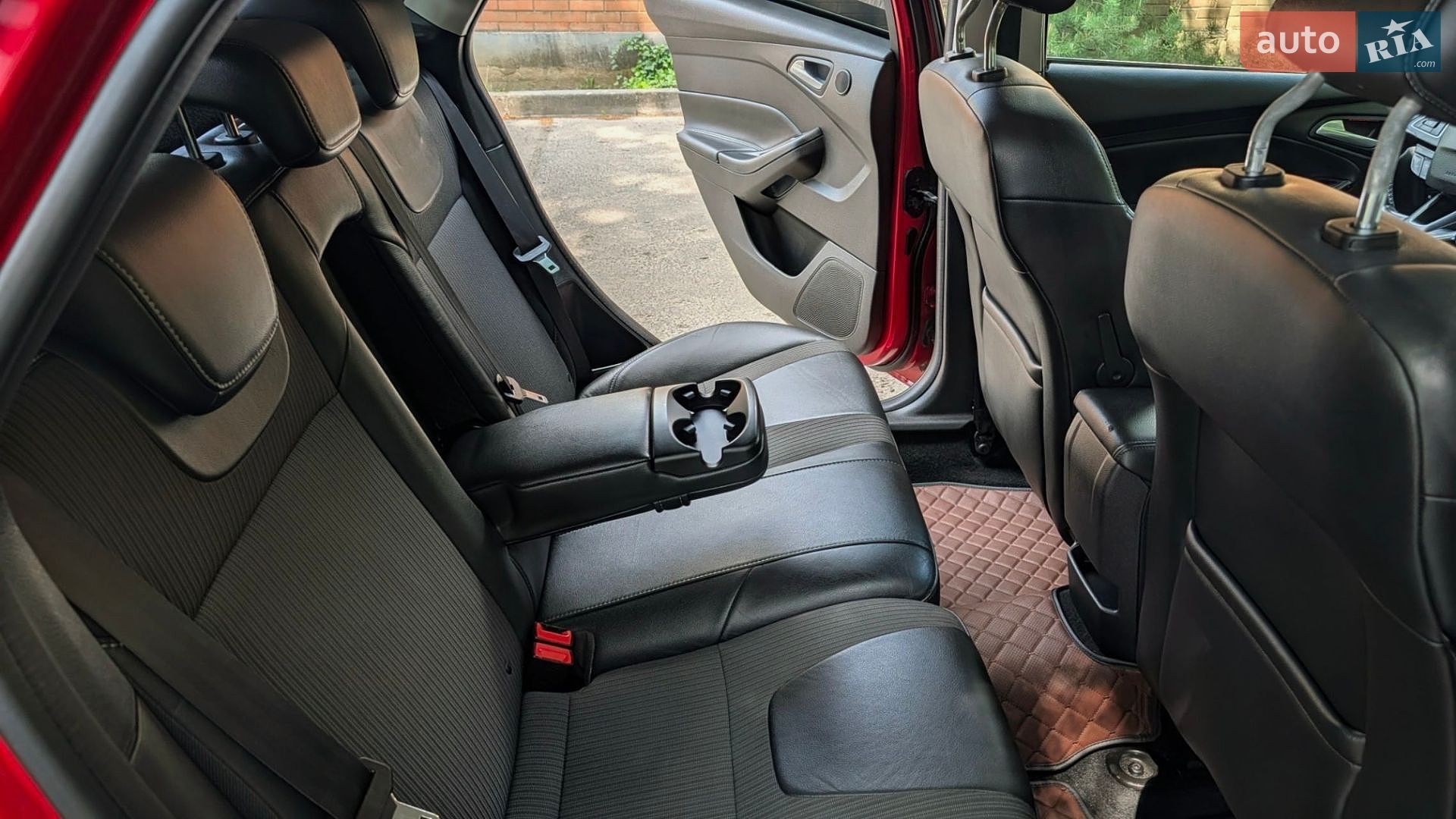 Ford Focus 2015 VIN WF05XXGCC5FY06866 фото оголошення 22 з 31