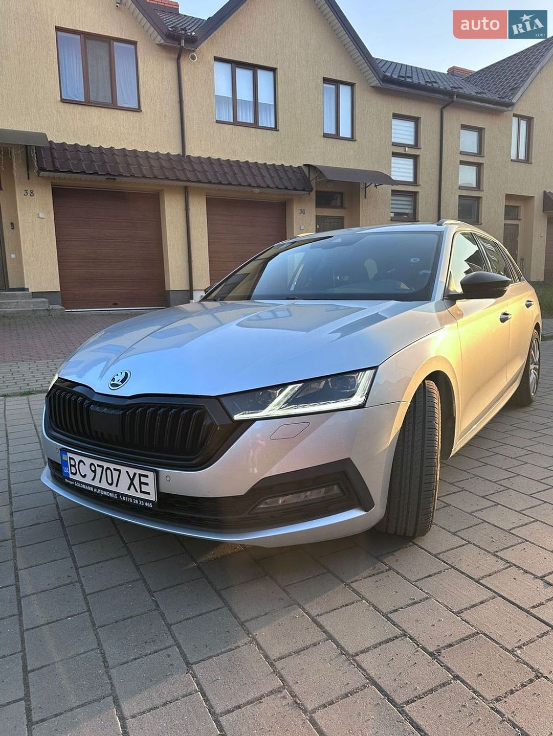 Skoda Octavia 2020 VIN TMBJJ7NX0MY042546 фото оголошення 4 з 20