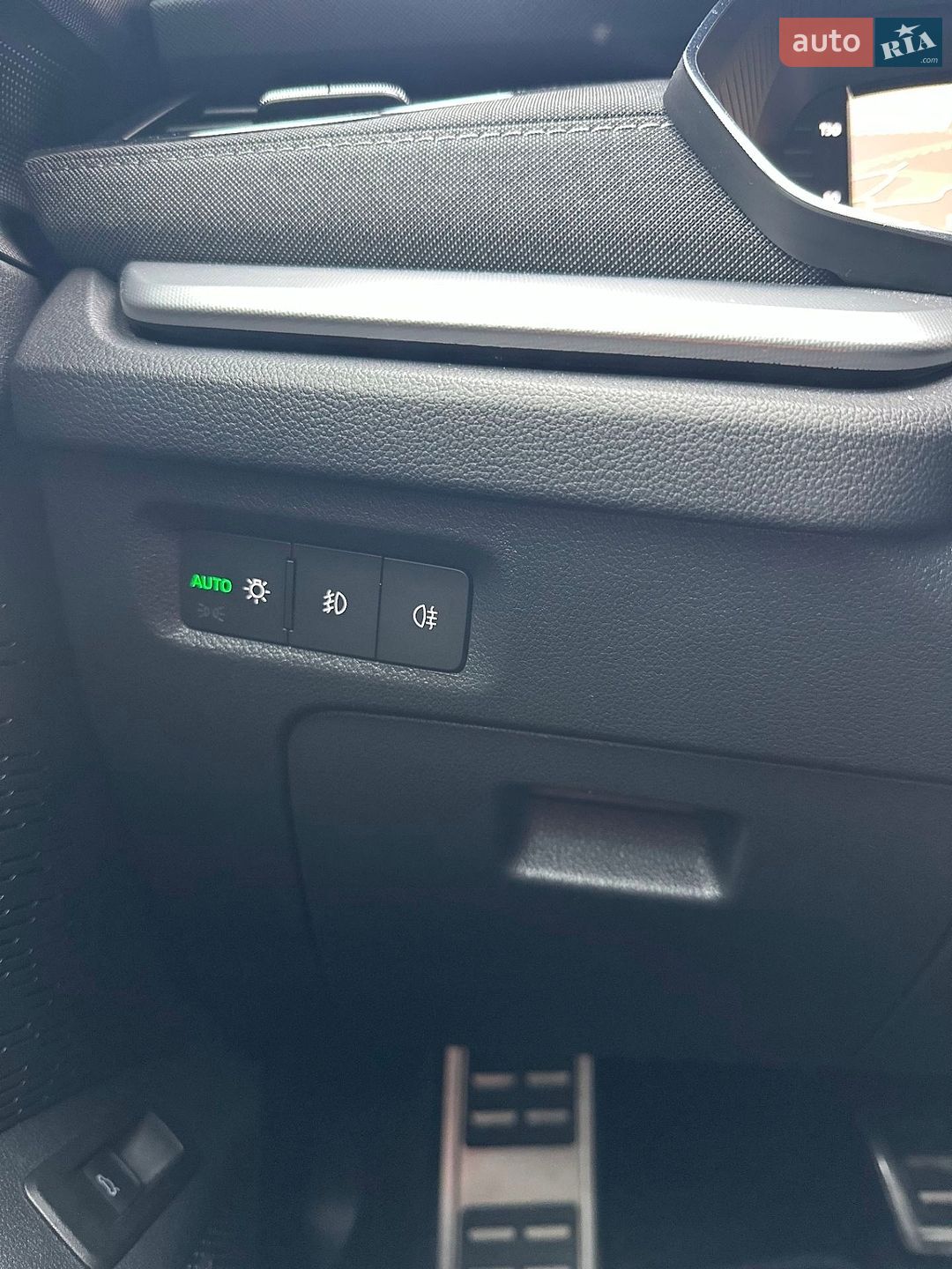 Skoda Octavia 2020 VIN TMBJJ7NX0MY042546 фото оголошення 14 з 20