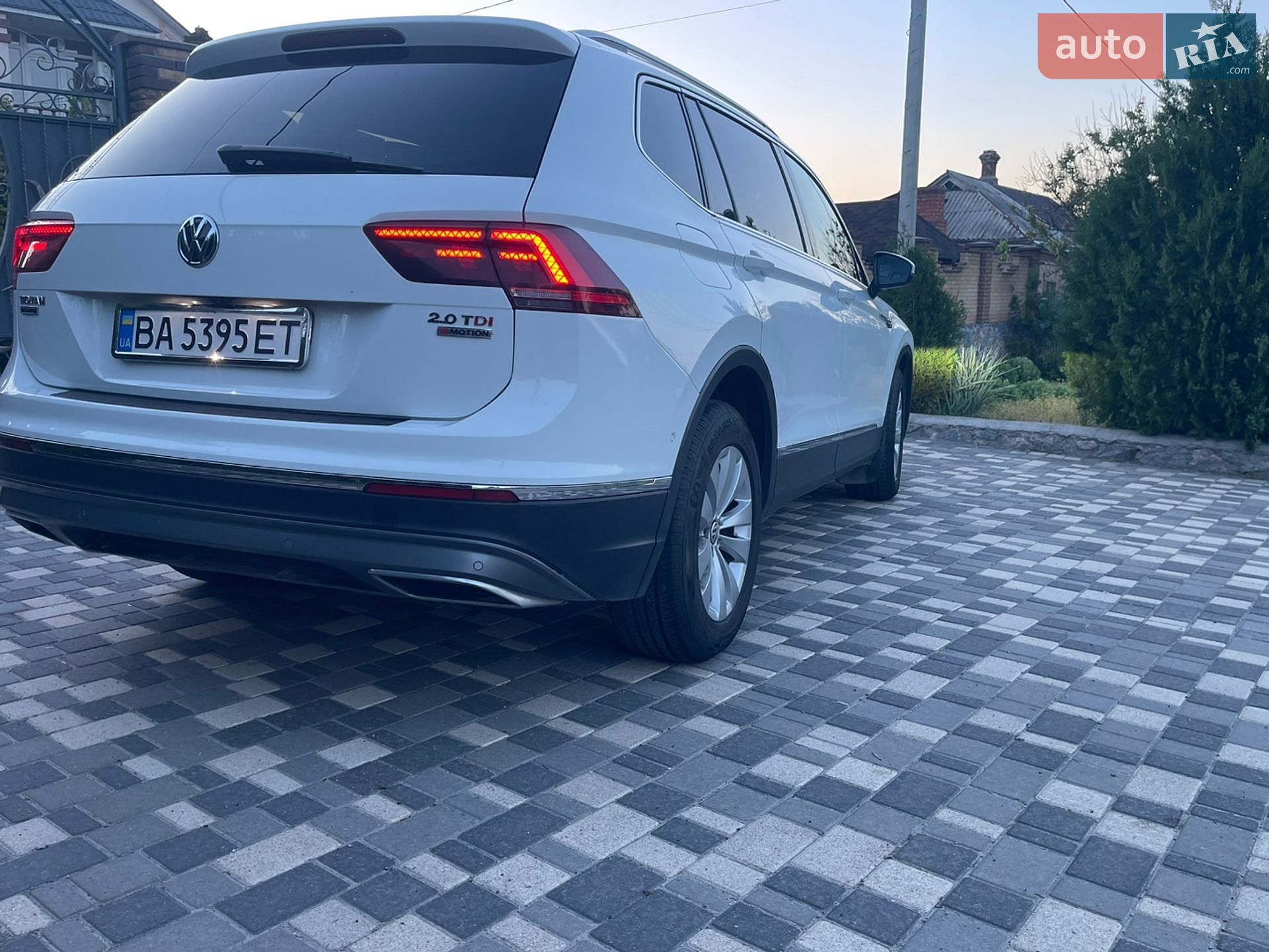 Volkswagen Tiguan 2018 VIN WVGZZZ5NZJM138486 фото оголошення 14 з 30