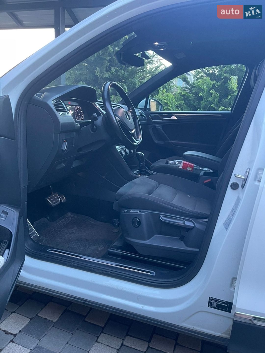 Volkswagen Tiguan 2018 VIN WVGZZZ5NZJM138486 фото оголошення 26 з 30