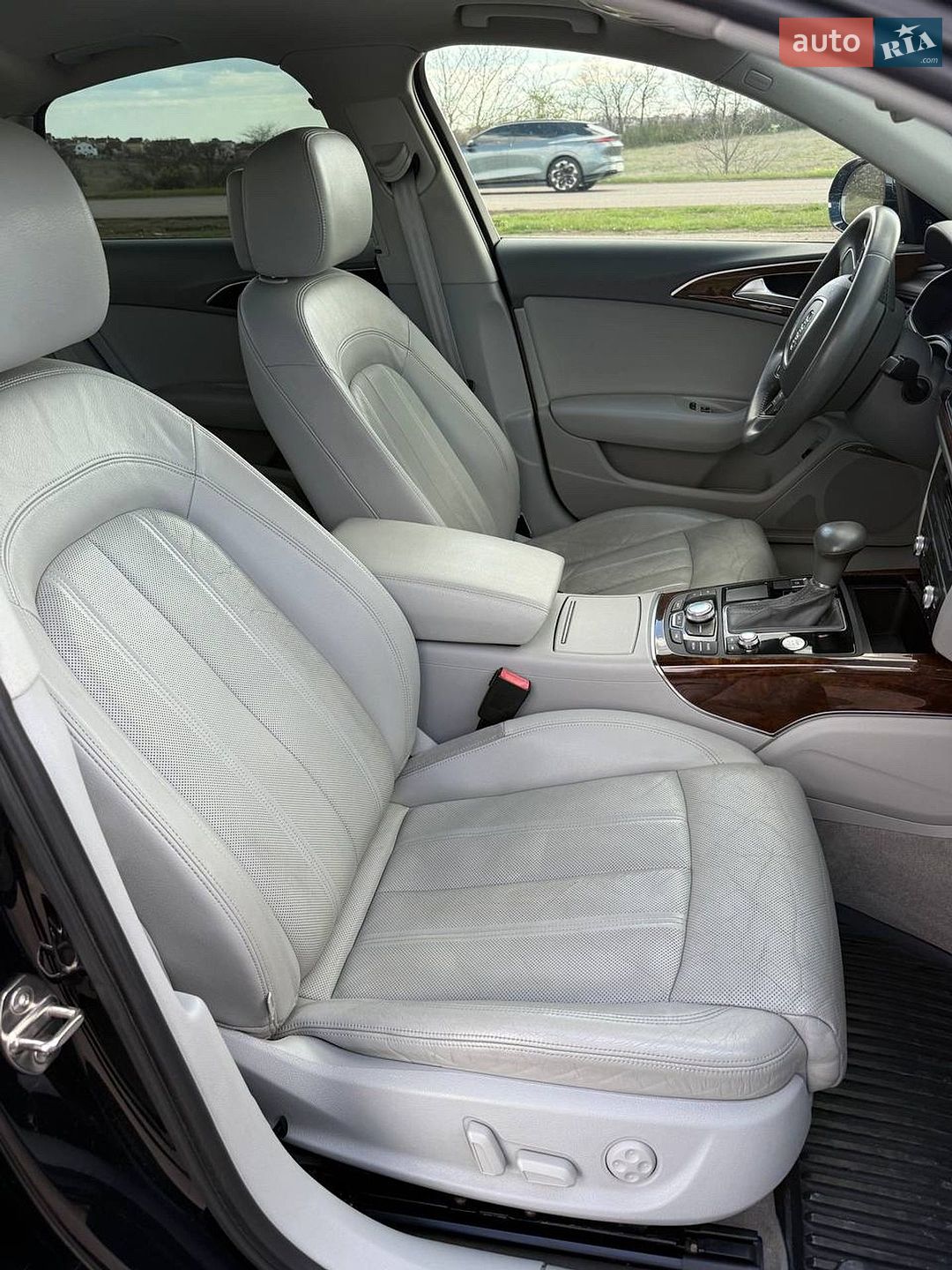 Audi A6 2013 VIN WAUHGAFC6DN057668 фото оголошення 9 з 11