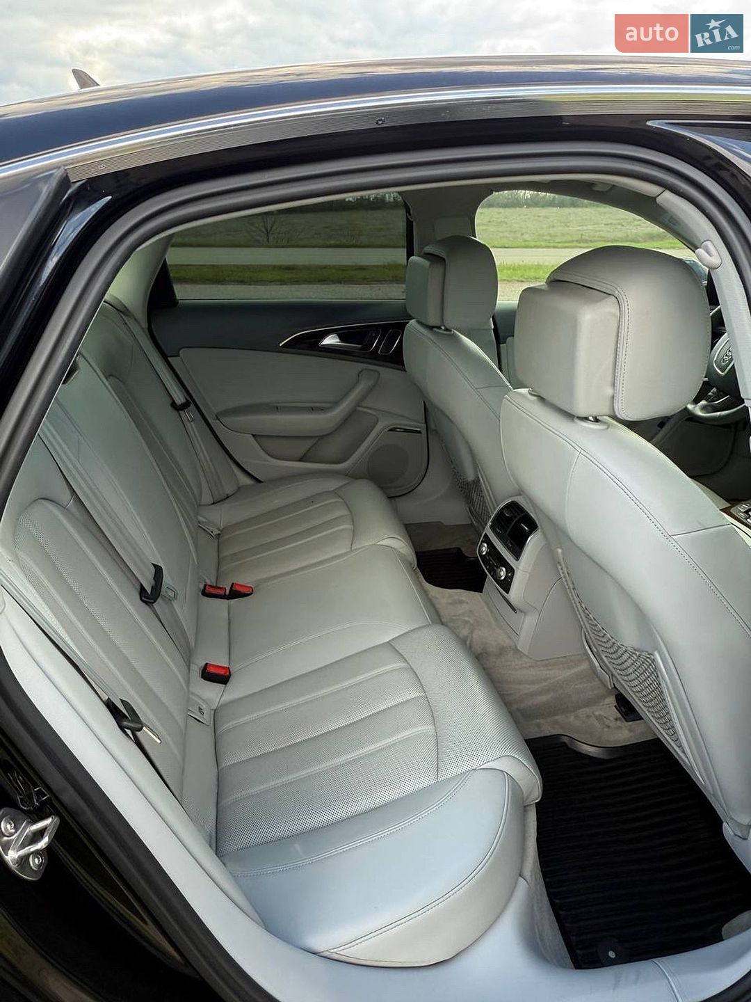 Audi A6 2013 VIN WAUHGAFC6DN057668 фото оголошення 10 з 11