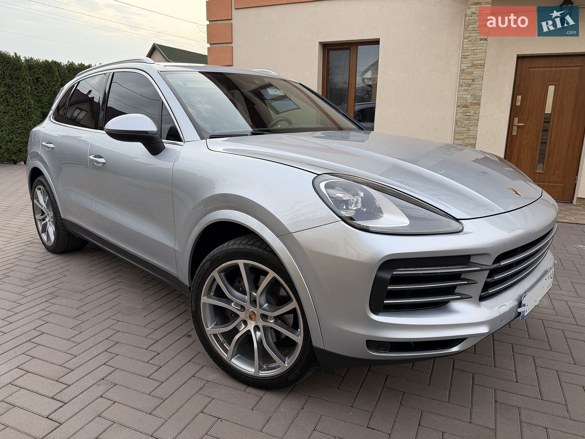 Porsche Cayenne 2018 VIN WP1AA2AY4KDA08095 фото оголошення 3 з 33