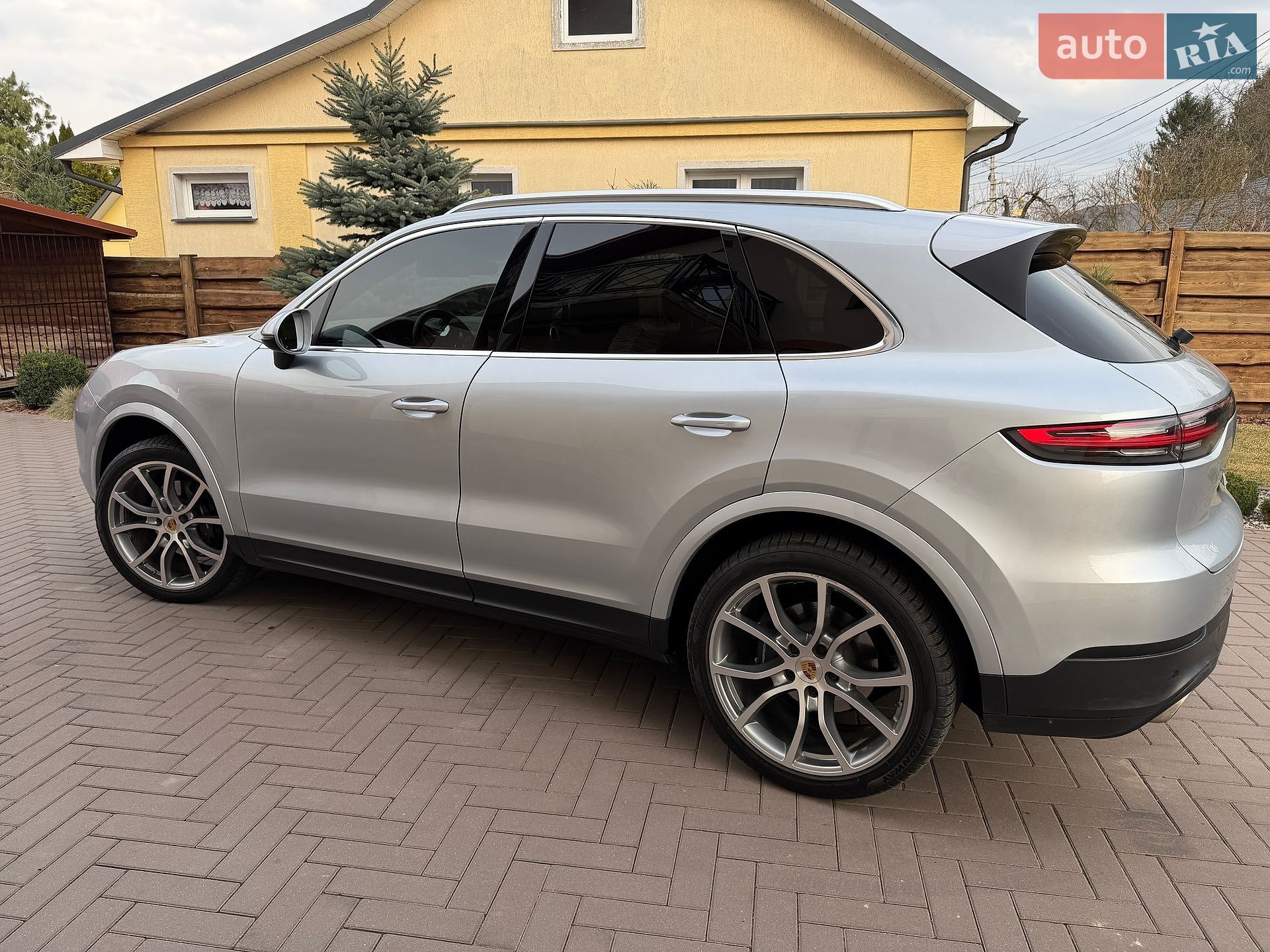 Porsche Cayenne 2018 VIN WP1AA2AY4KDA08095 фото оголошення 7 з 33