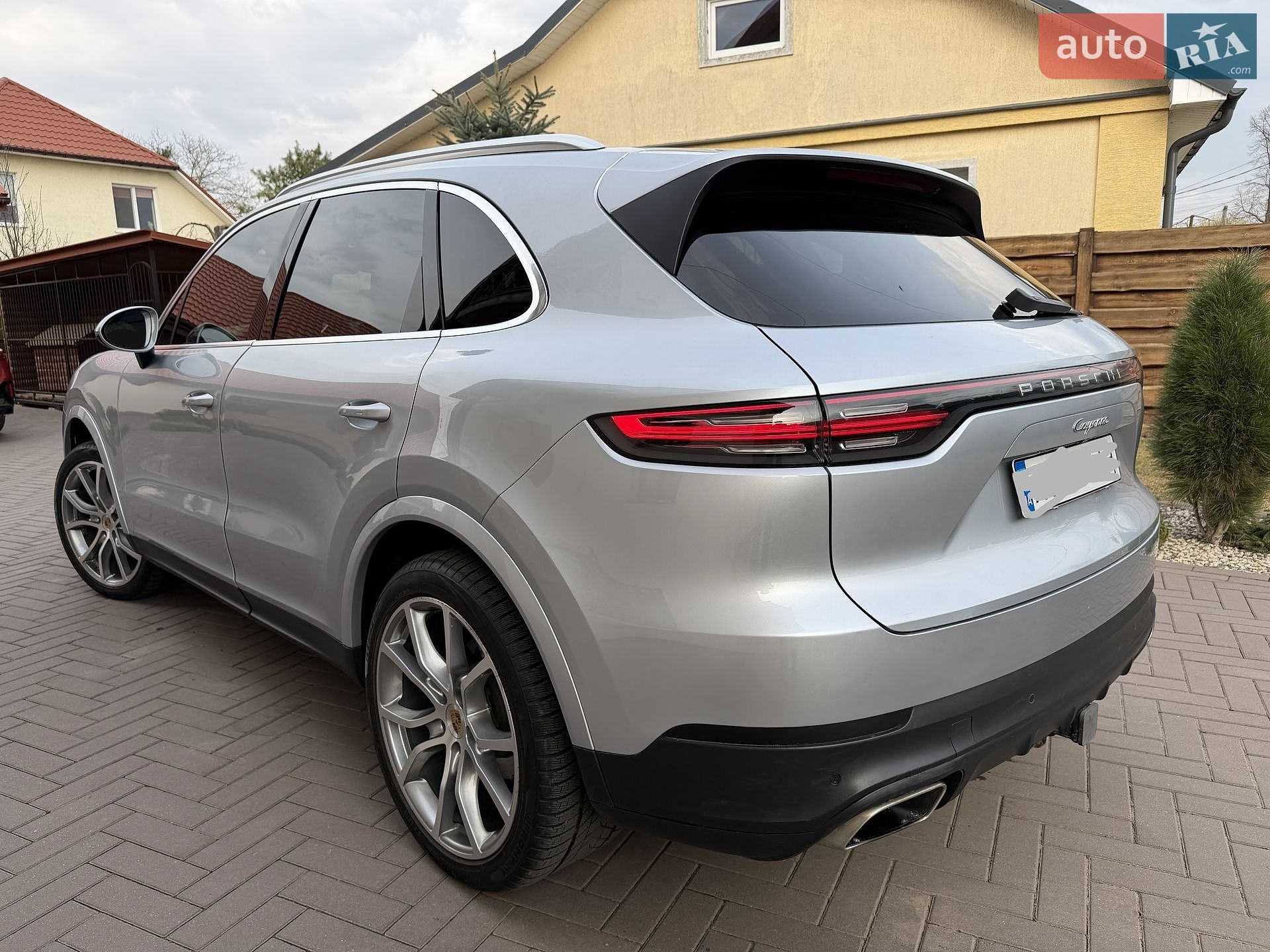 Porsche Cayenne 2018 VIN WP1AA2AY4KDA08095 фото оголошення 9 з 33
