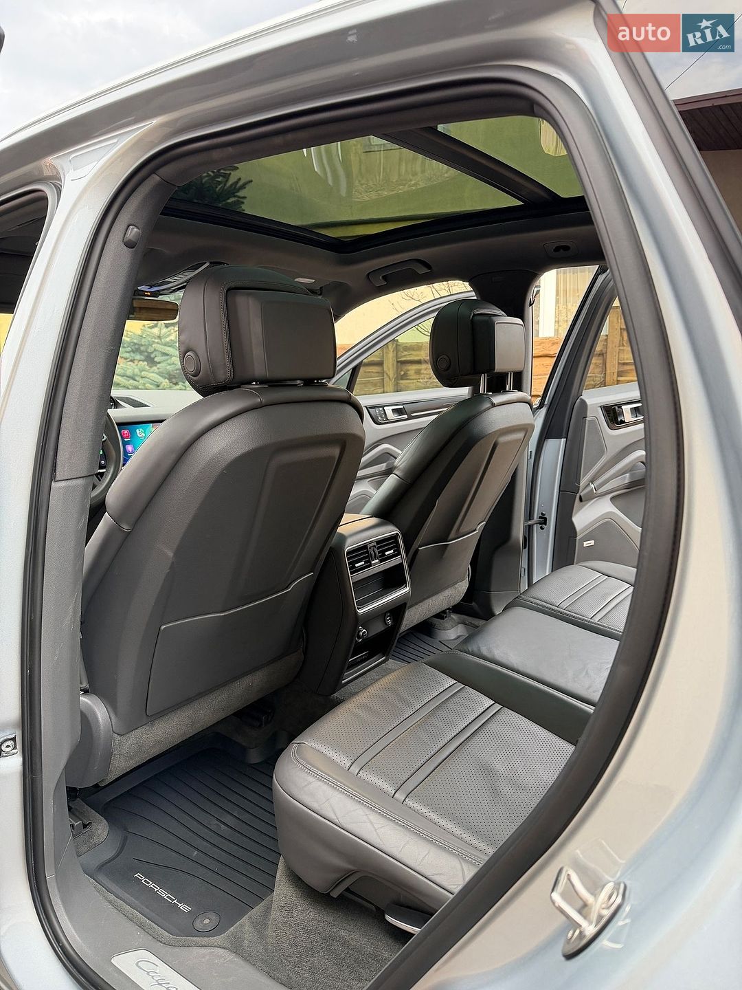 Porsche Cayenne 2018 VIN WP1AA2AY4KDA08095 фото оголошення 20 з 33