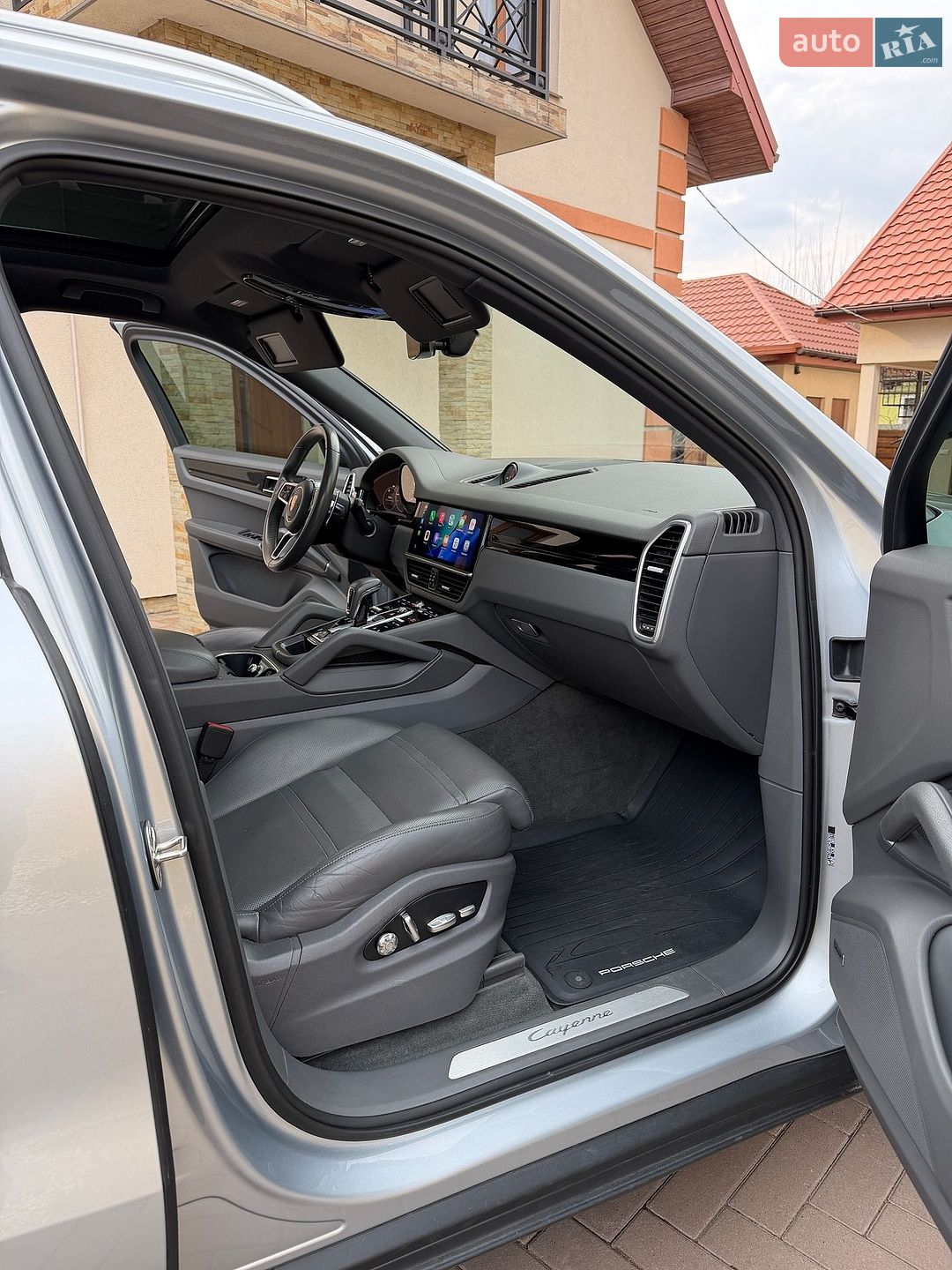 Porsche Cayenne 2018 VIN WP1AA2AY4KDA08095 фото оголошення 28 з 33