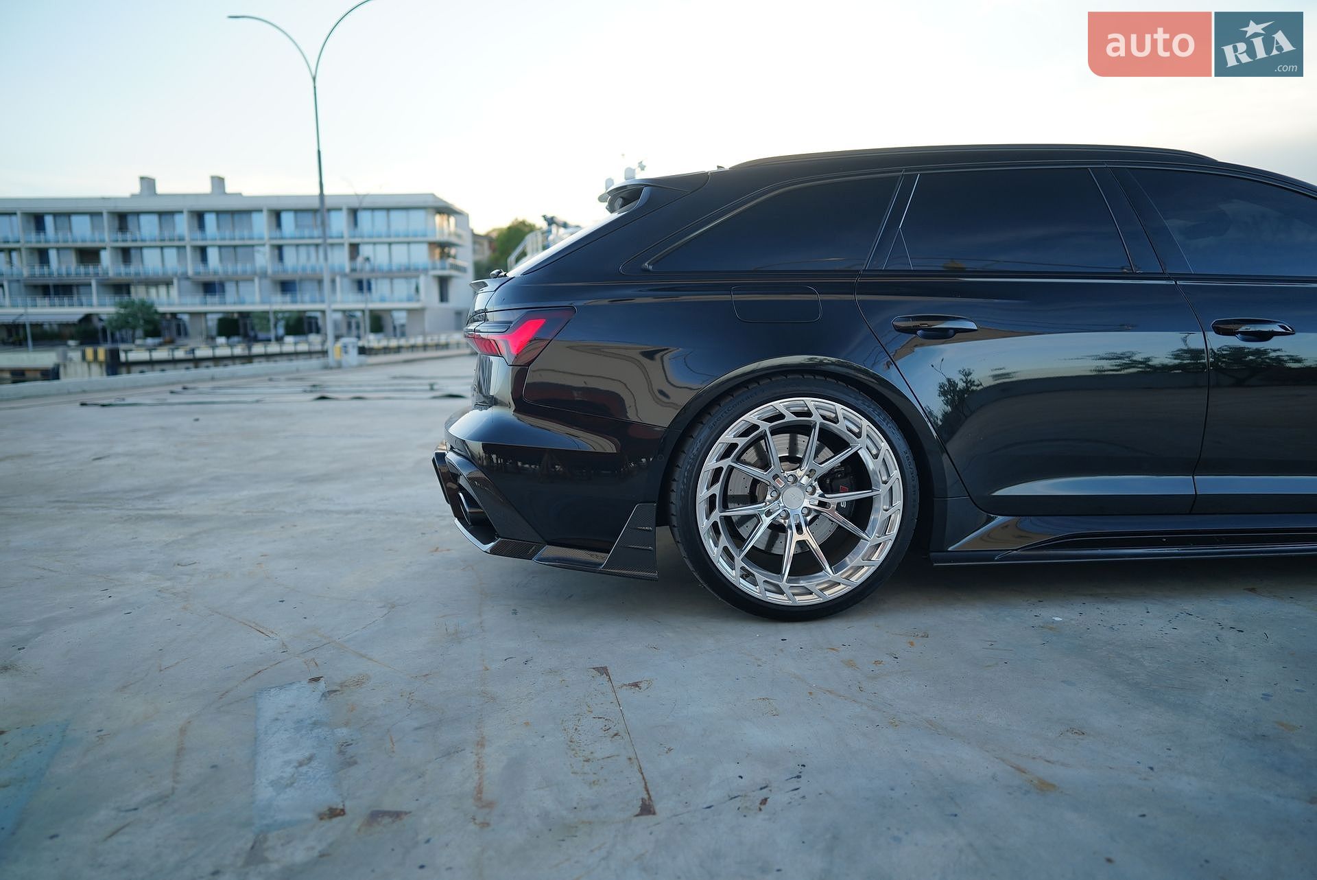 Audi RS6 2024 VIN WUAZZZF20RN905304 фото оголошення 20 з 169
