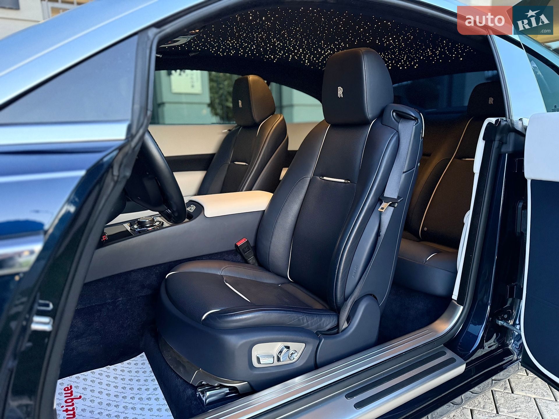 Rolls-Royce Wraith 2015 VIN SCA665C06FUX79186 фото оголошення 34 з 67