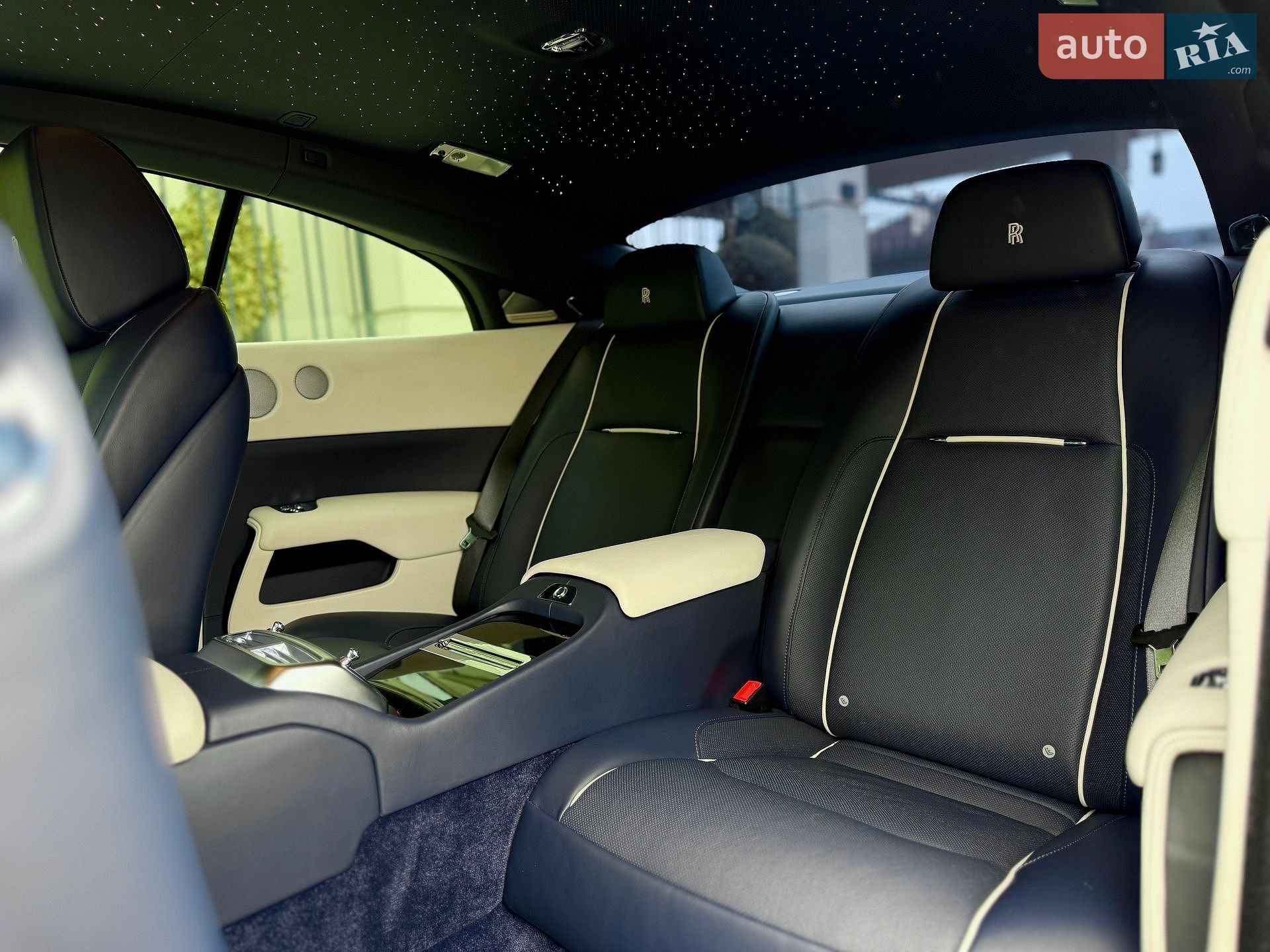 Rolls-Royce Wraith 2015 VIN SCA665C06FUX79186 фото оголошення 36 з 67