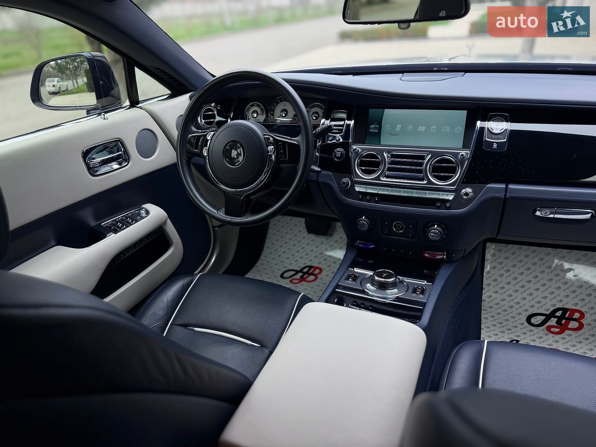 Rolls-Royce Wraith 2015 VIN SCA665C06FUX79186 фото оголошення 45 з 67