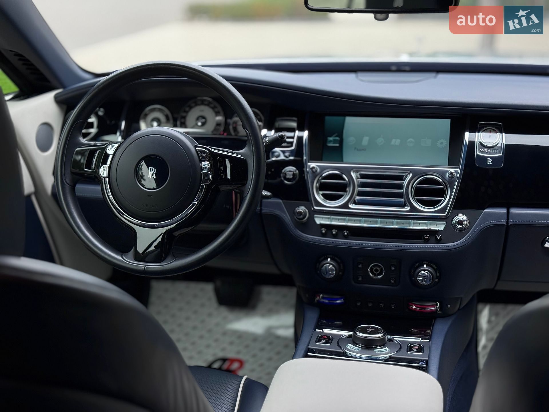 Rolls-Royce Wraith 2015 VIN SCA665C06FUX79186 фото оголошення 46 з 67