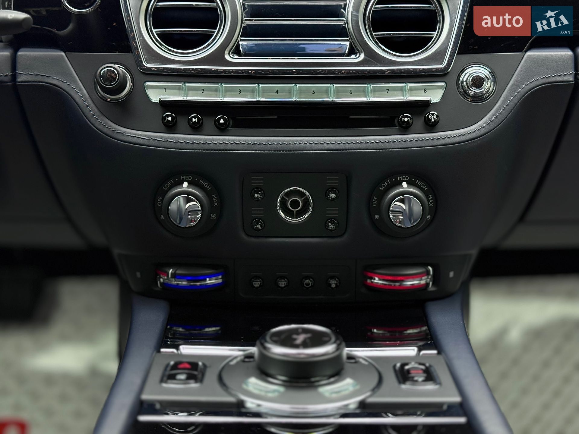 Rolls-Royce Wraith 2015 VIN SCA665C06FUX79186 фото оголошення 54 з 67