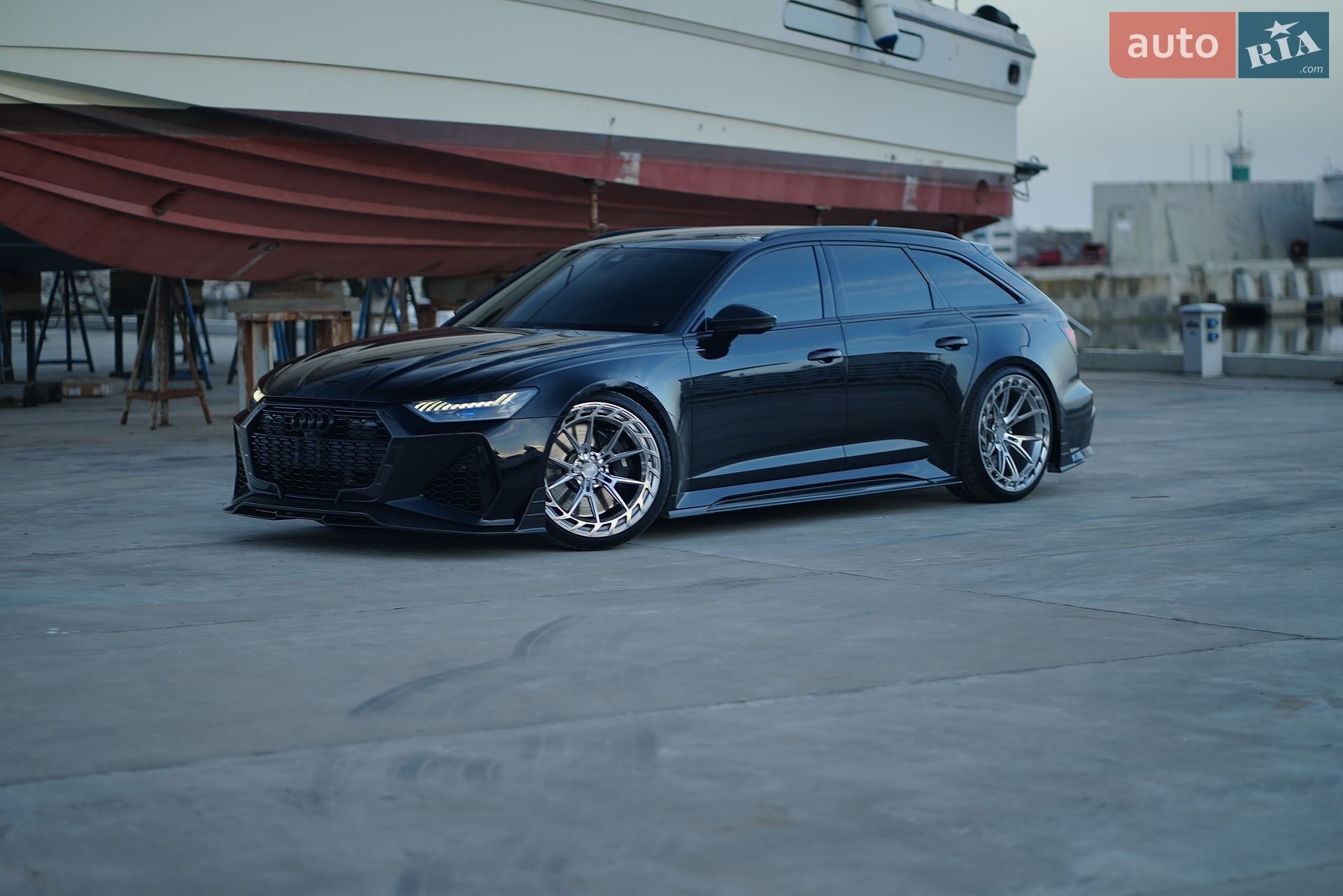Audi RS6 2024 VIN WUAZZZF20RN905304 фото оголошення 91 з 169