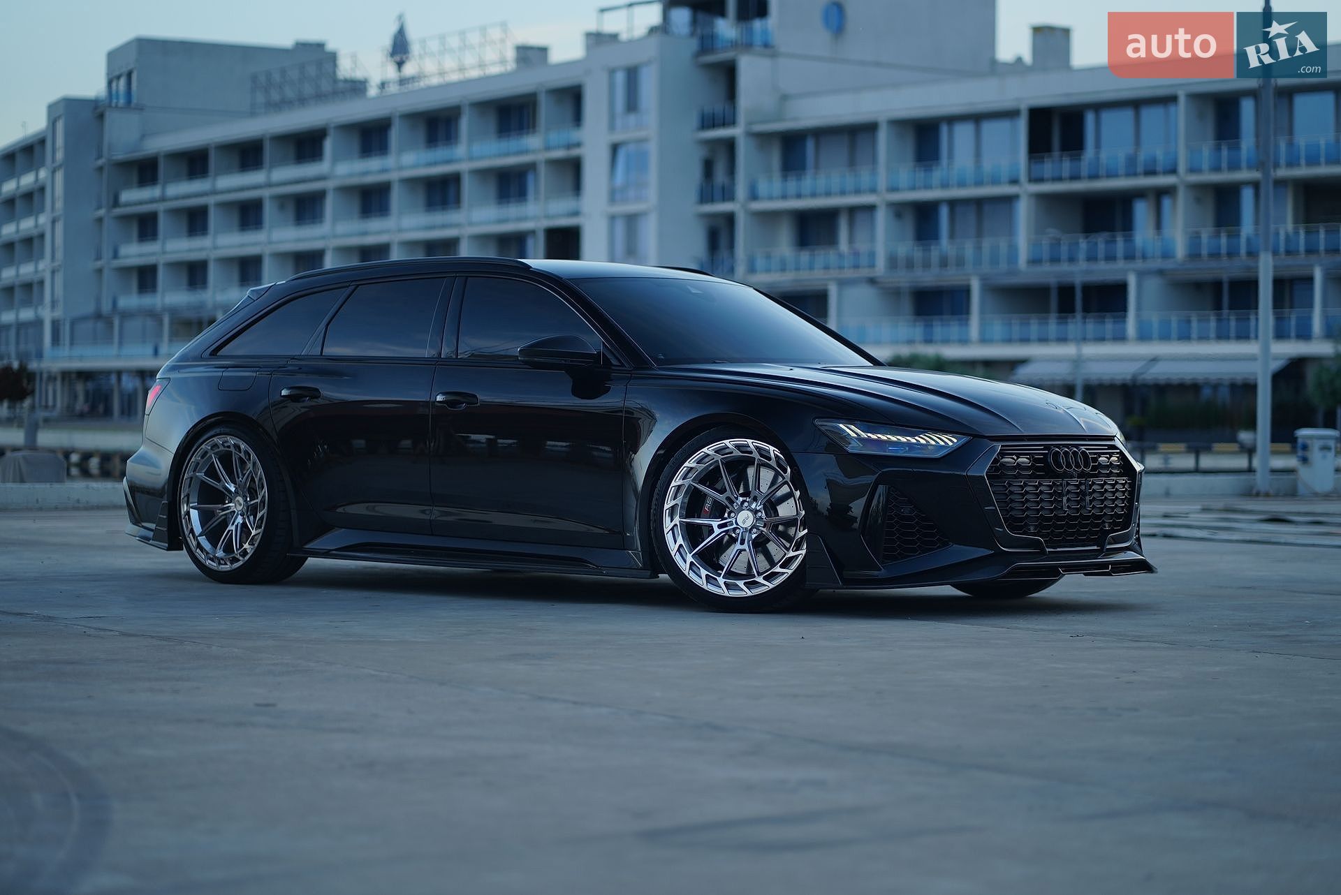 Audi RS6 2024 VIN WUAZZZF20RN905304 фото оголошення 119 з 169