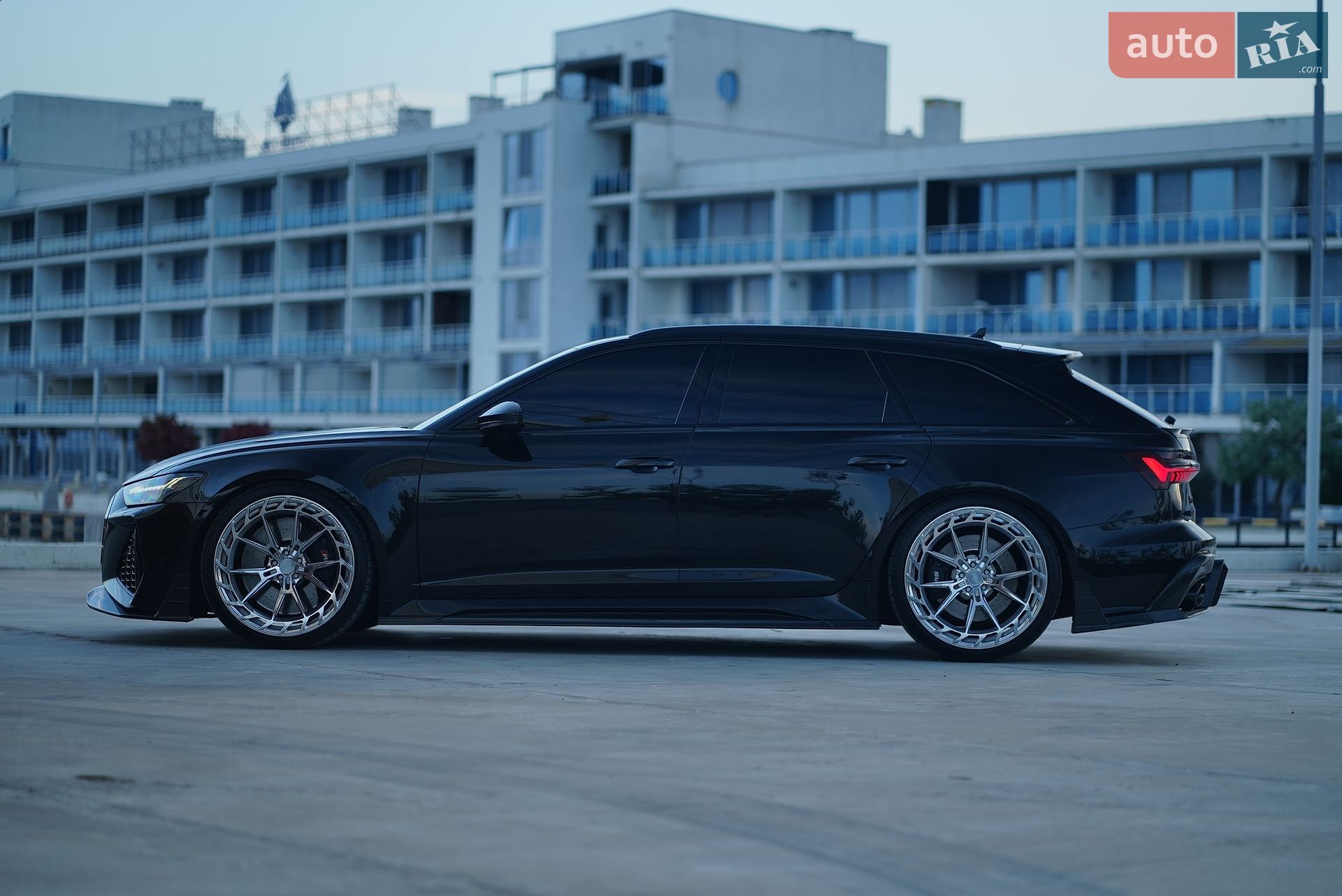 Audi RS6 2024 VIN WUAZZZF20RN905304 фото оголошення 147 з 169