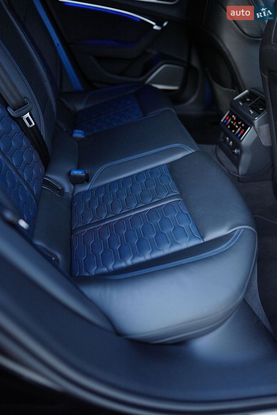 Audi RS6 2024 VIN WUAZZZF20RN905304 фото оголошення 149 з 169