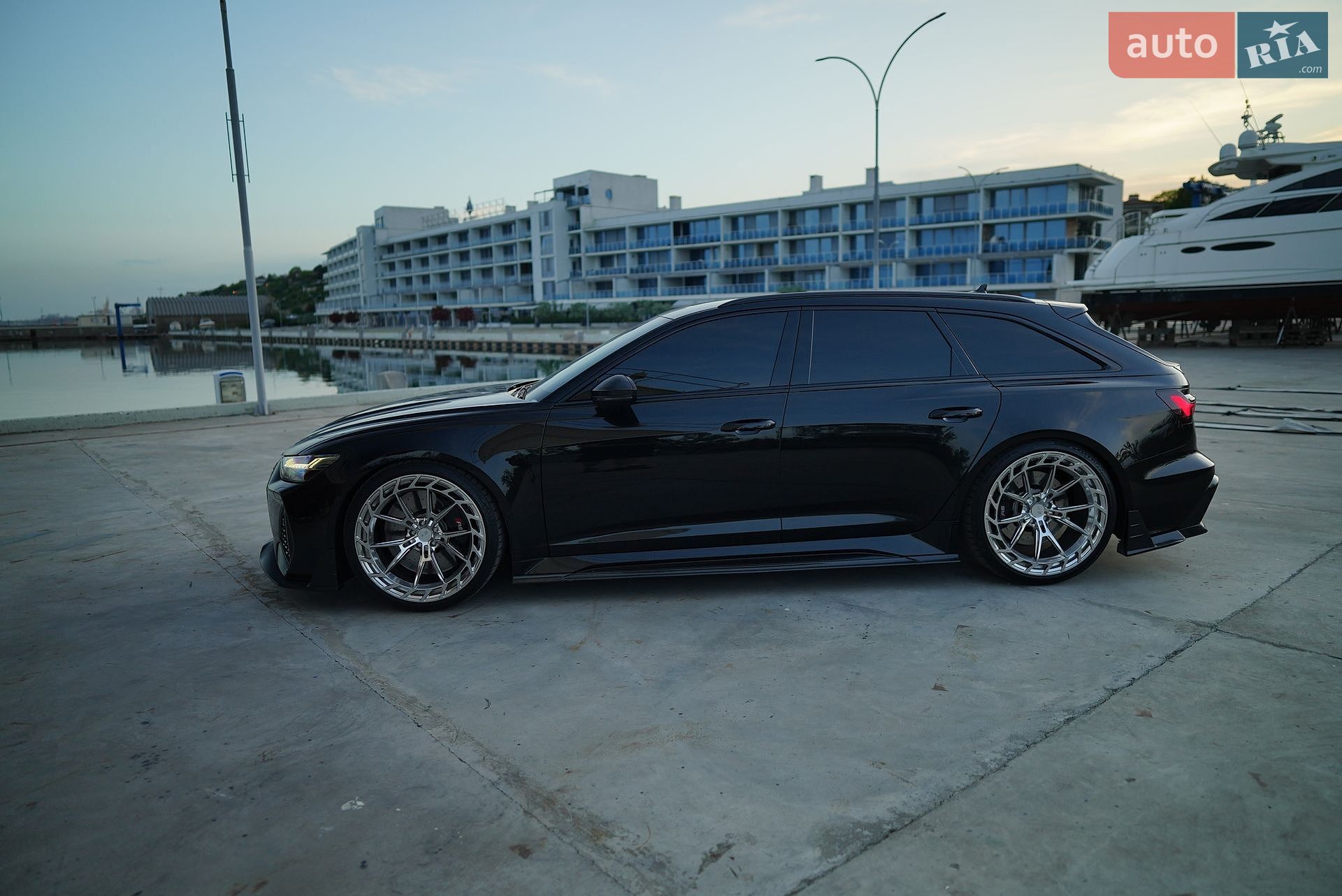 Audi RS6 2024 VIN WUAZZZF20RN905304 фото оголошення 162 з 169