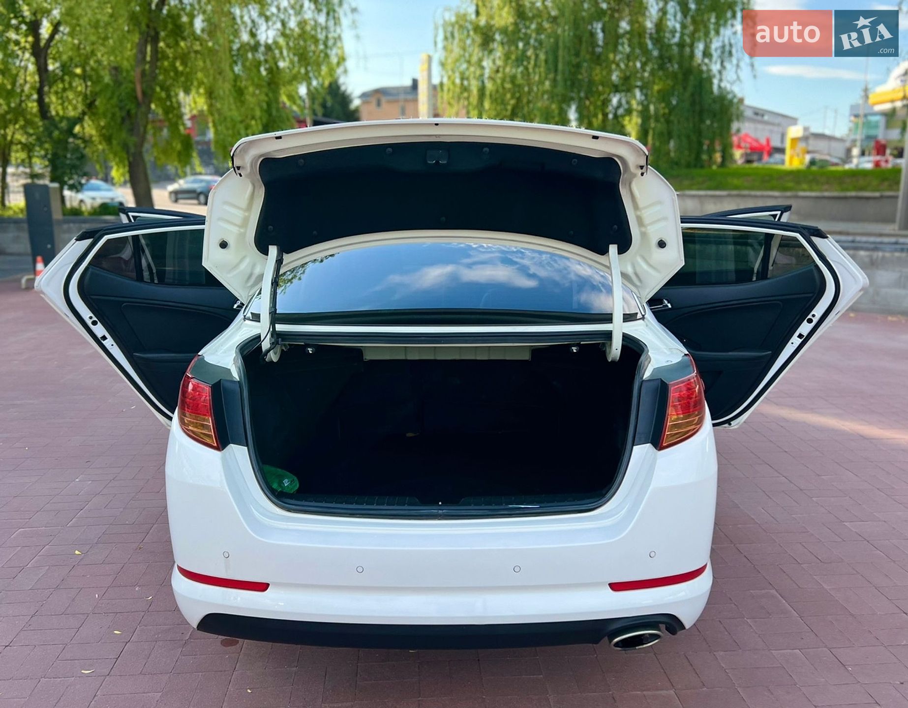 Kia Optima 2012 VIN KNAGN414BC5270772 фото оголошення 36 з 54