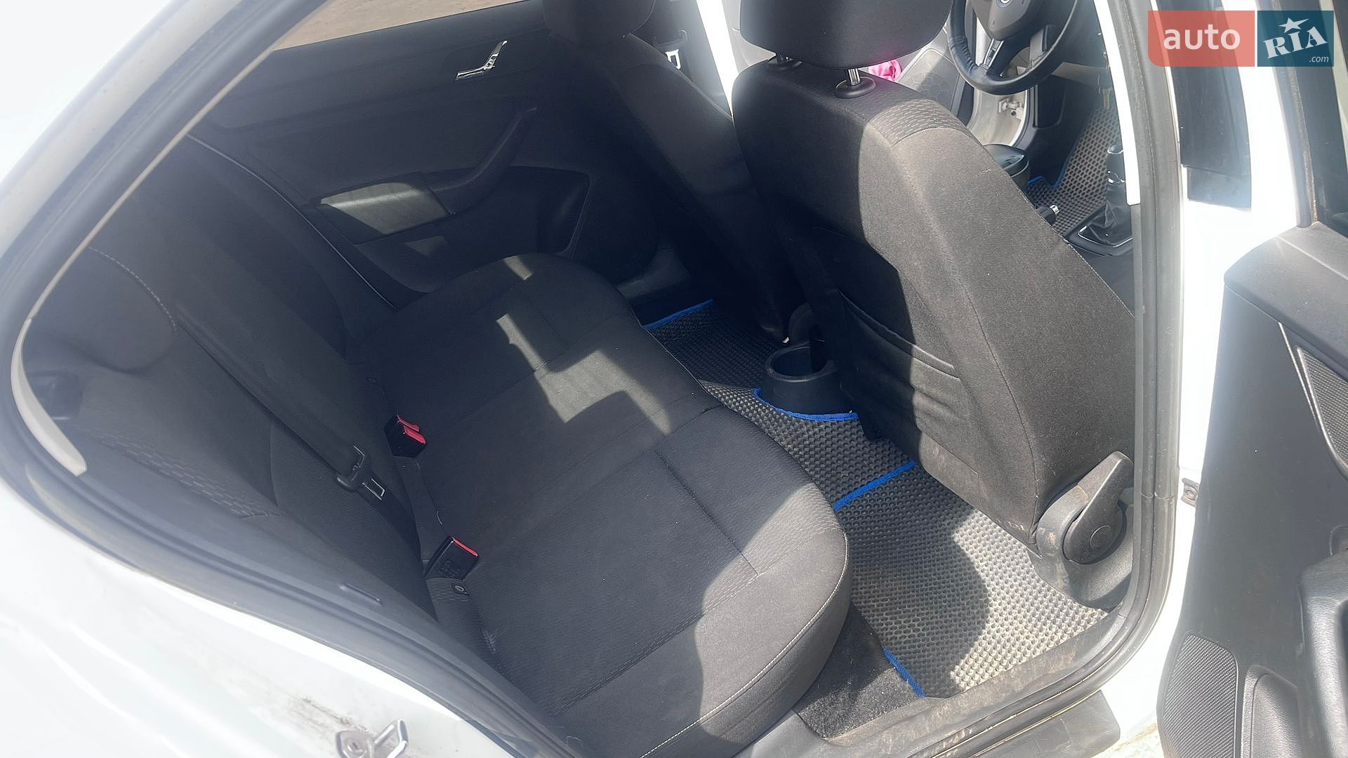 Skoda Rapid 2013 VIN Y6UAD2NH2DB100422 фото оголошення 3 з 26
