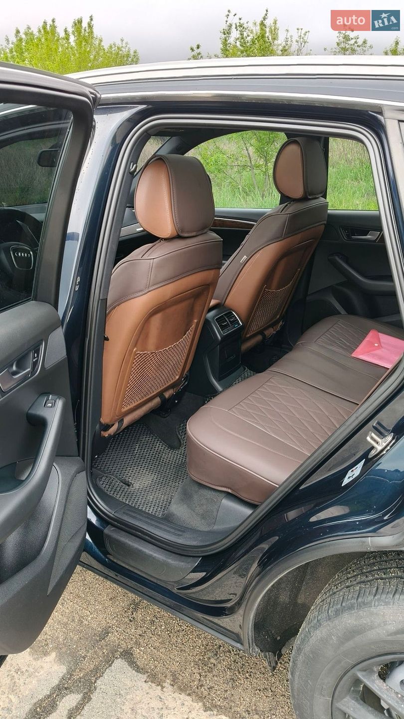 Audi Q5 2011 VIN WA1CFAFP9BA087880 фото оголошення 3 з 5