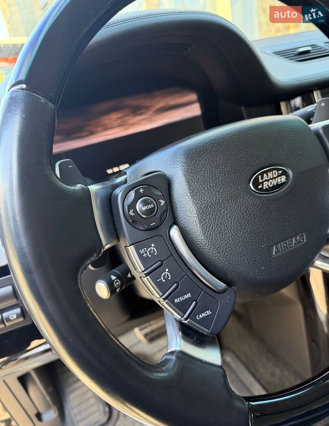 Land Rover Range Rover 2010 VIN SALLMAME4BA334723 фото оголошення 7 з 11