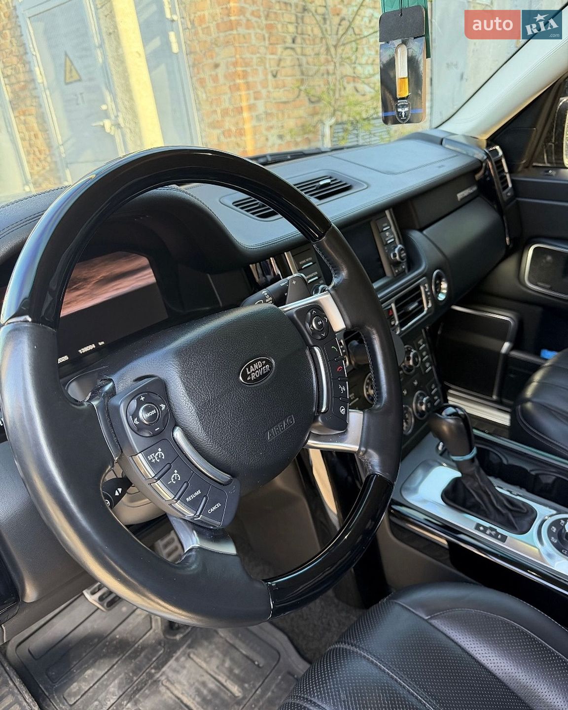 Land Rover Range Rover 2010 VIN SALLMAME4BA334723 фото оголошення 10 з 11