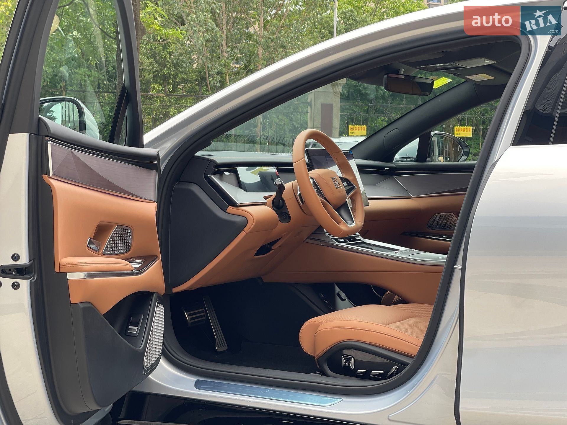 BYD Han L 2025 VIN LGXCF6CD5S0299407 фото оголошення 6 з 12